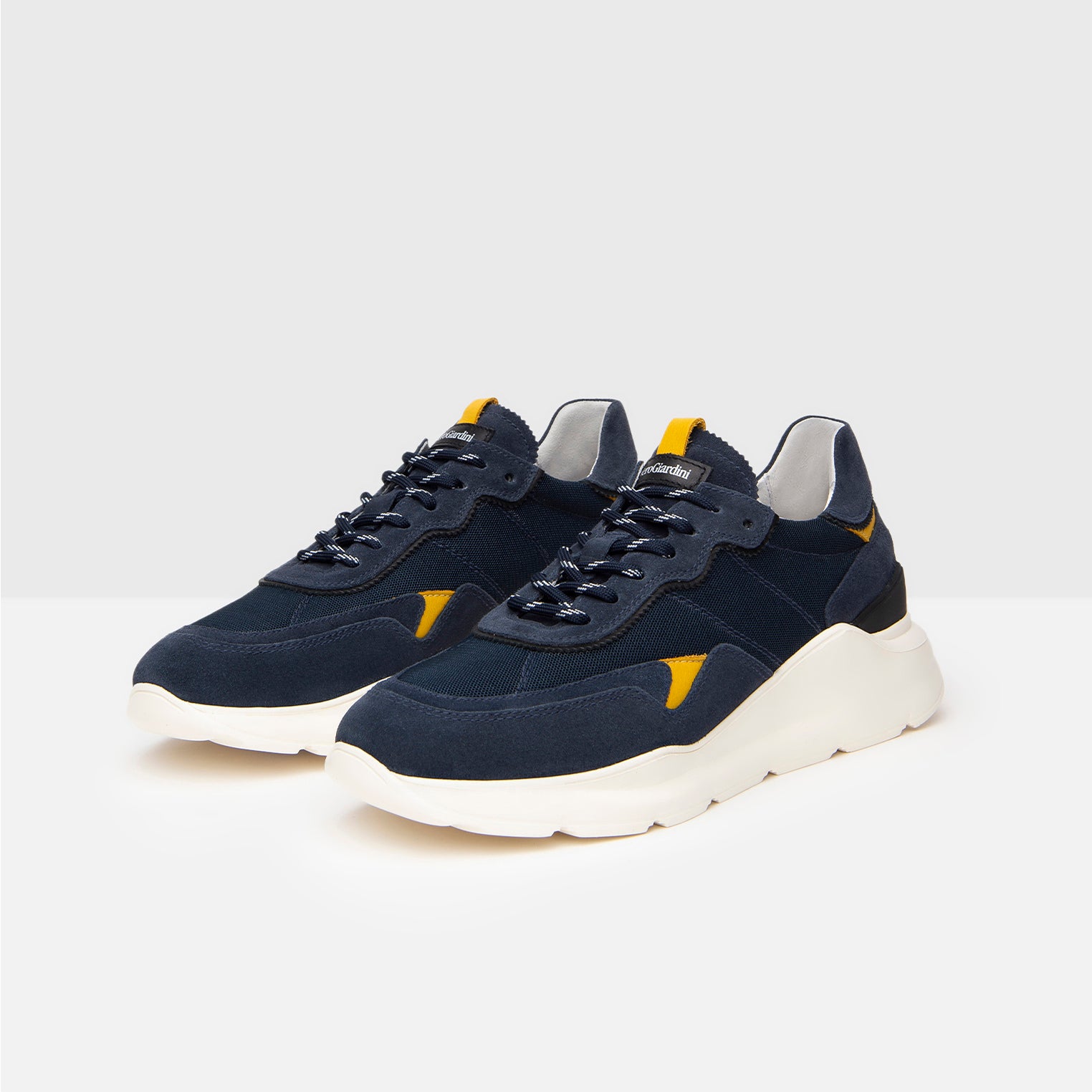 Sneakers Uomo in Pelle, Camoscio e Tela