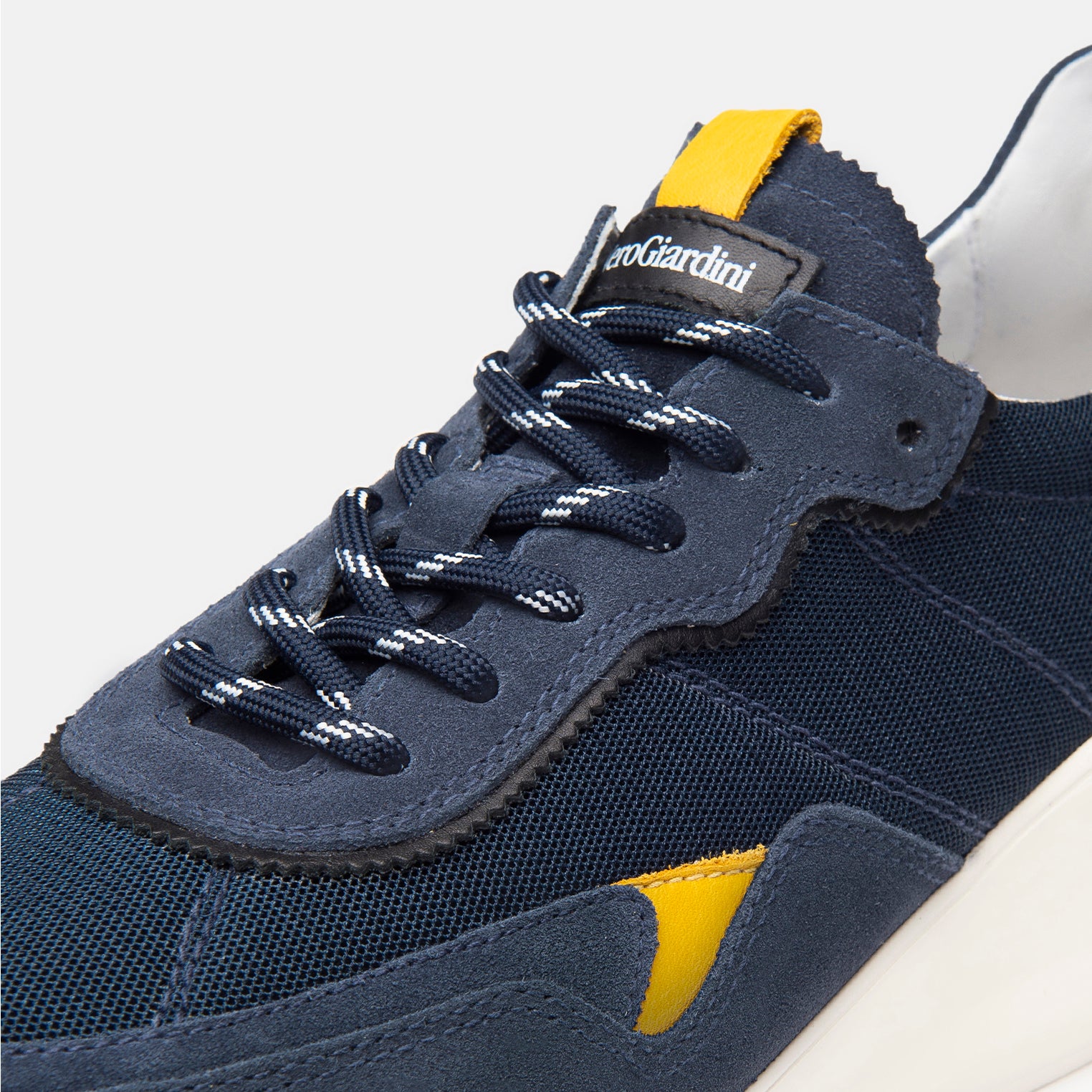 Sneakers Uomo in Pelle, Camoscio e Tela
