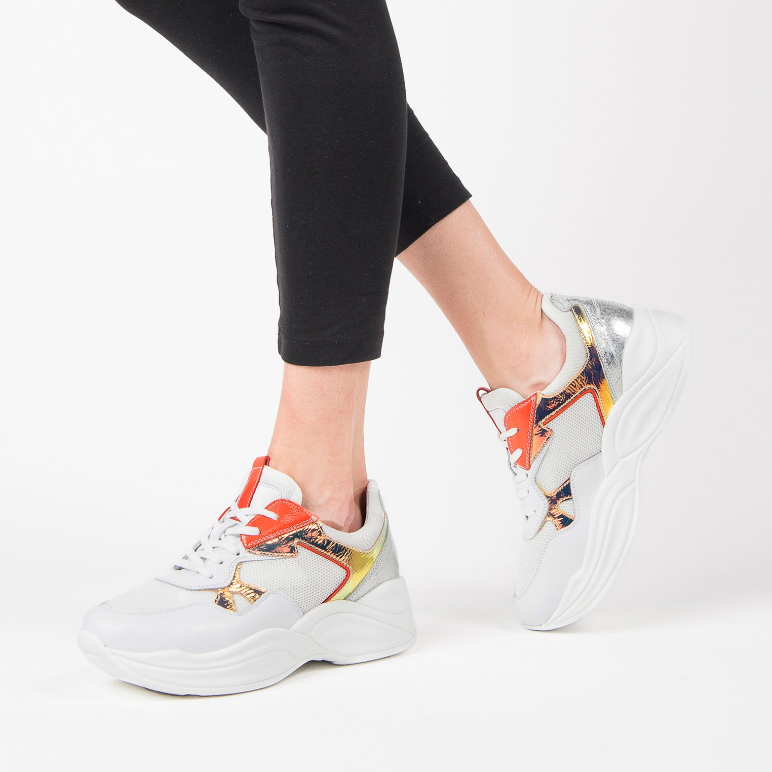 Sneakers Donna in Pelle e Tela