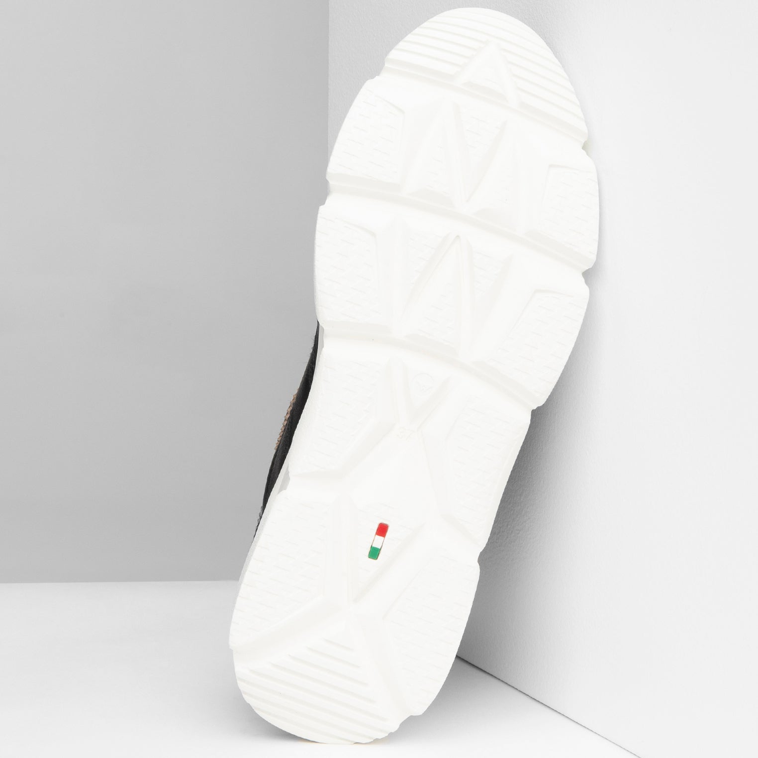 Sneakers Donna in Pelle e Materiale Tecnico