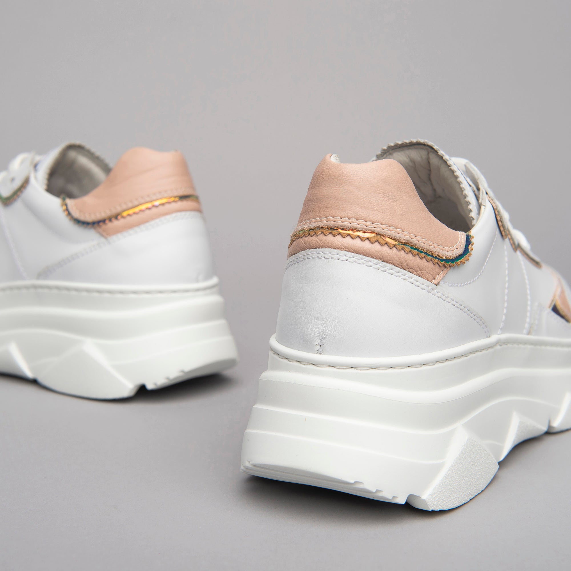 Sneakers Donna in Pelle e Materiale Tecnico