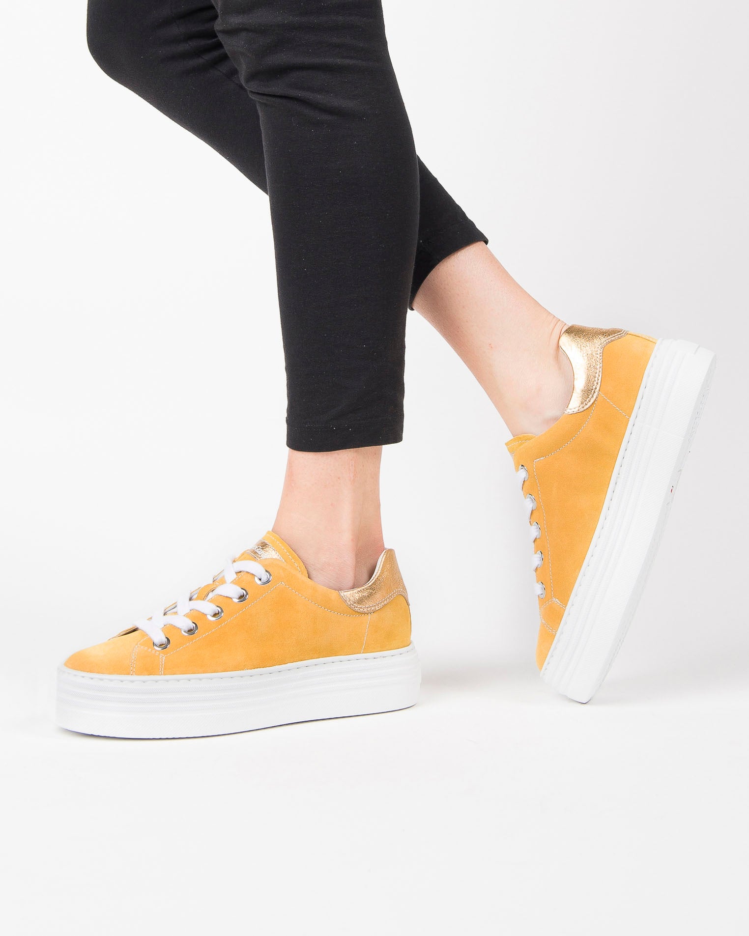 Sneakers Donna in Pelle e Suede