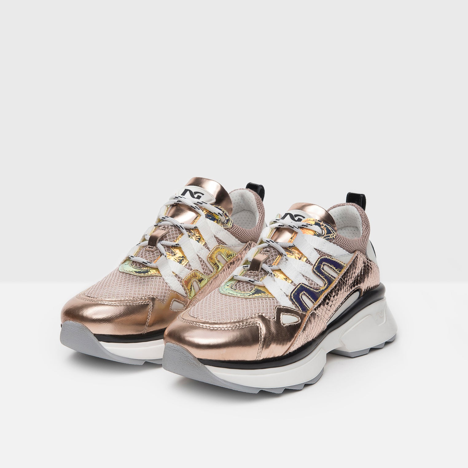 Sneakers Donna in Pelle, Tela e Vernice