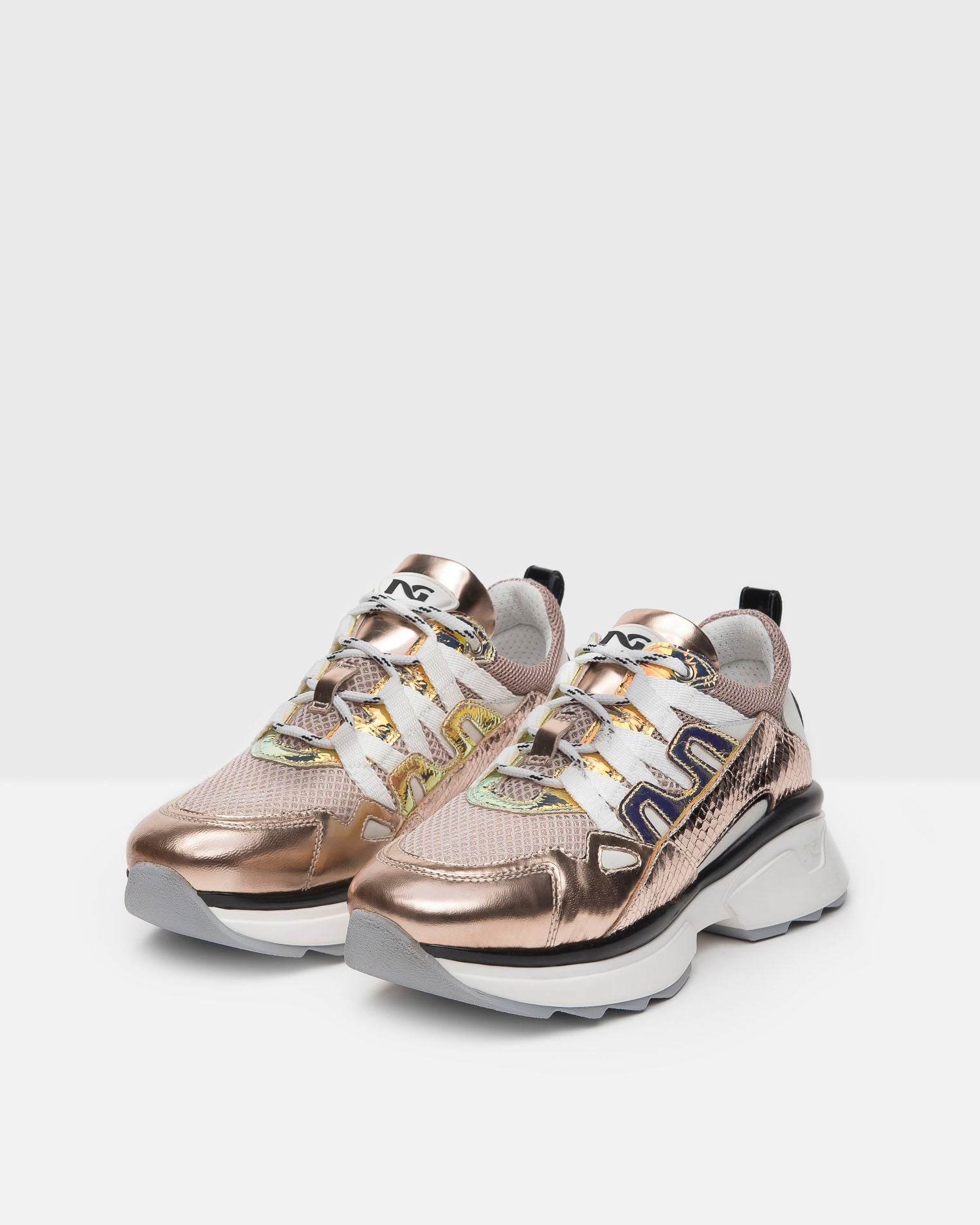 Sneakers Donna in Pelle, Tela e Vernice