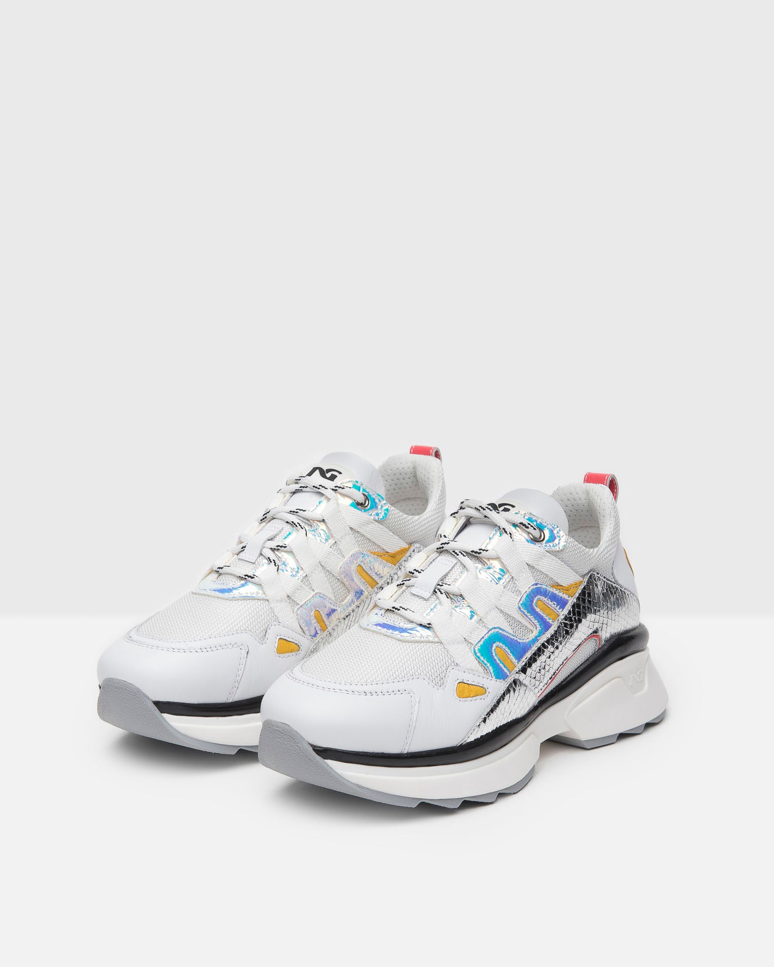 Sneakers Donna in Pelle e Tela