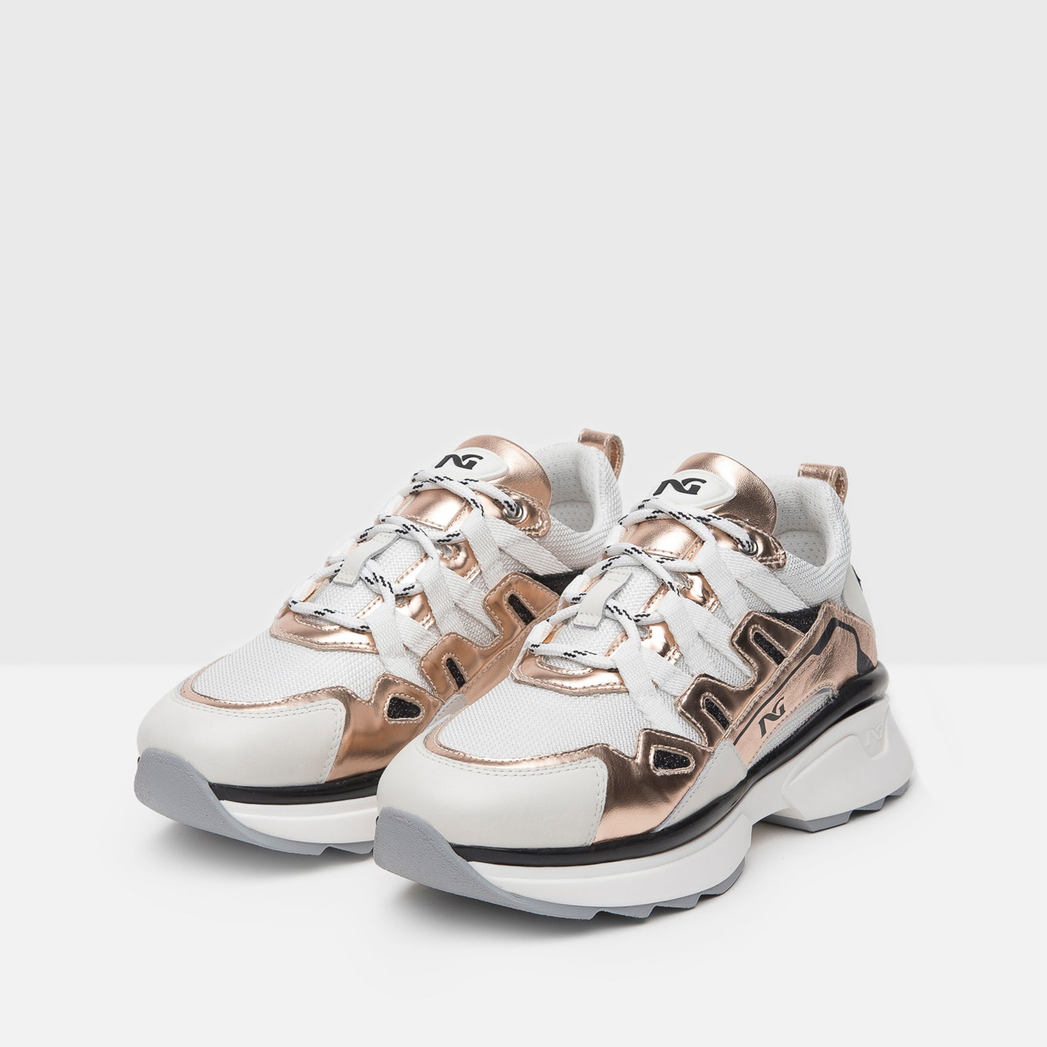 Sneakers Donna in Pelle, Tela e Materiale Tecnico