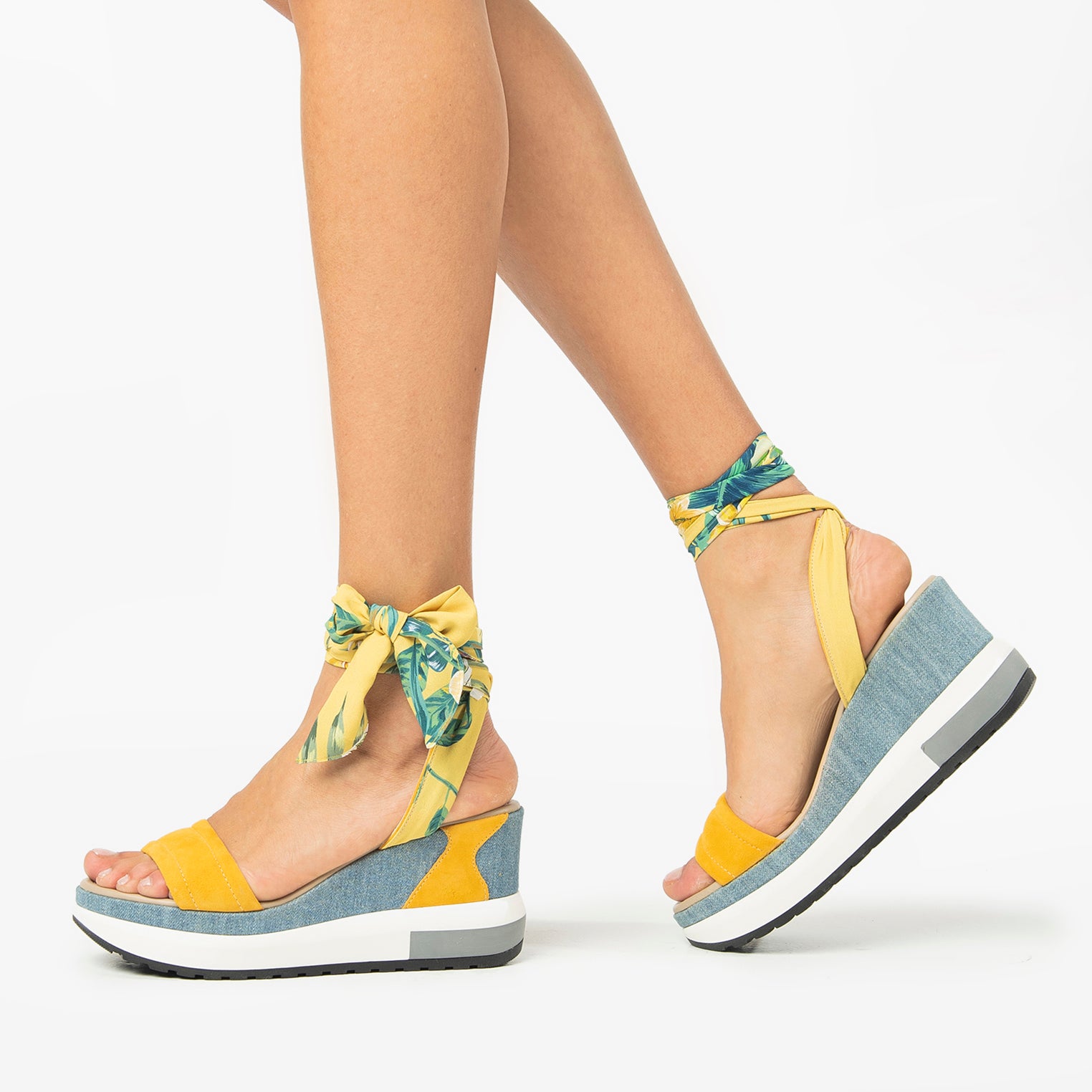Sandali Donna in Suede e Tessuto