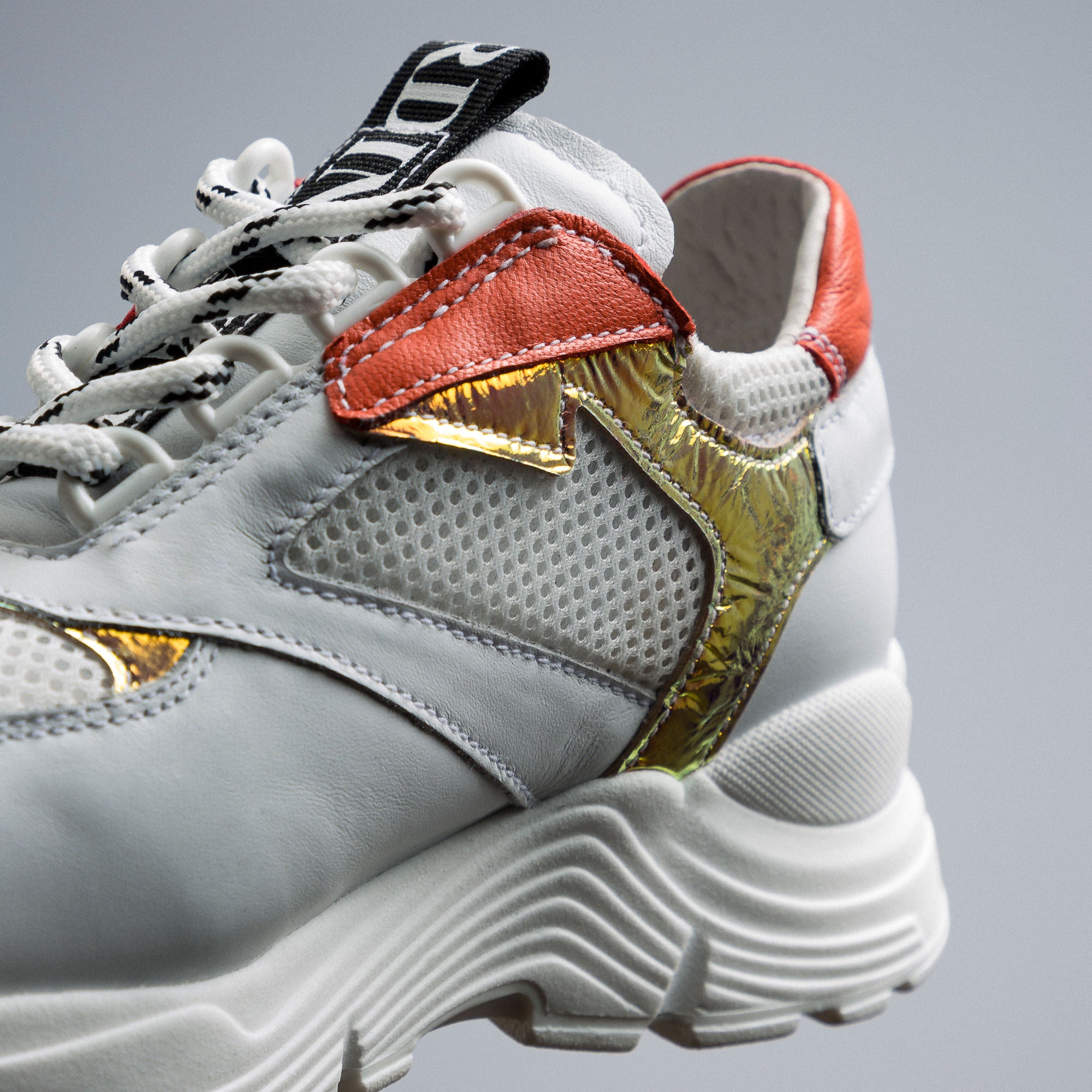 Sneakers Teens da Ragazza in Pelle e Tela
