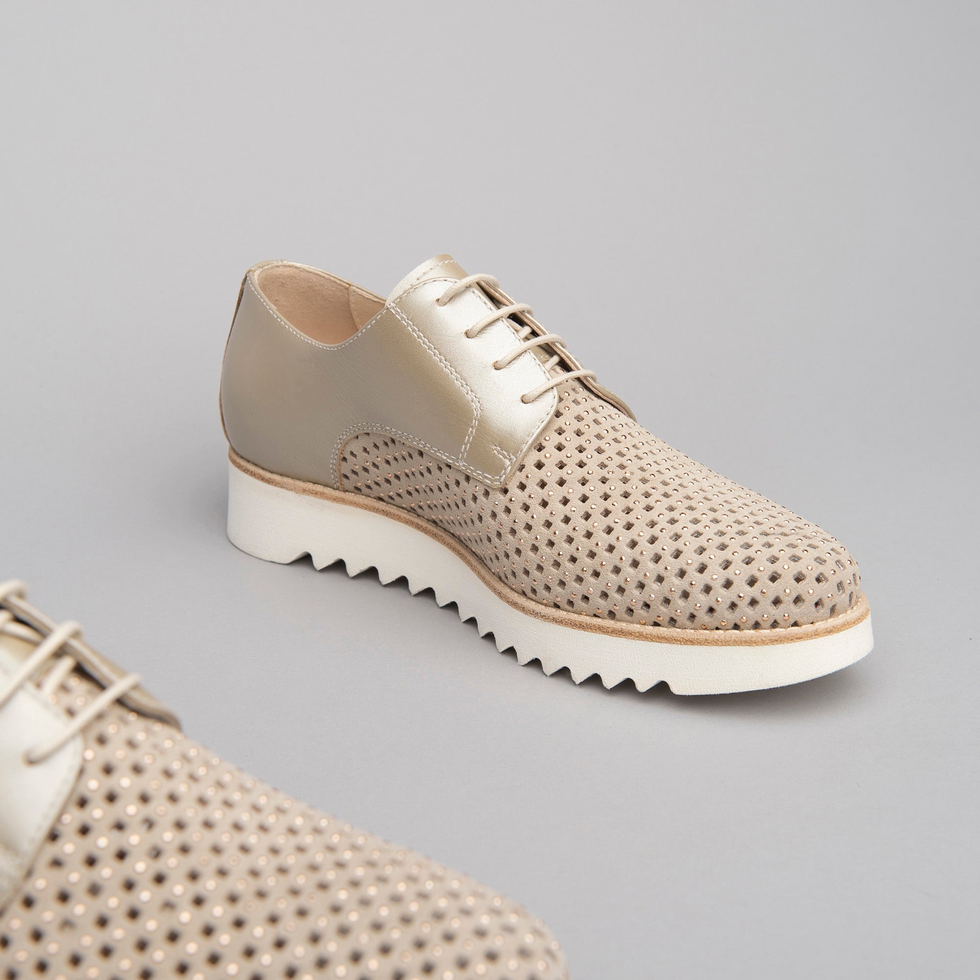 Stringate Donna in Suede e Pelle