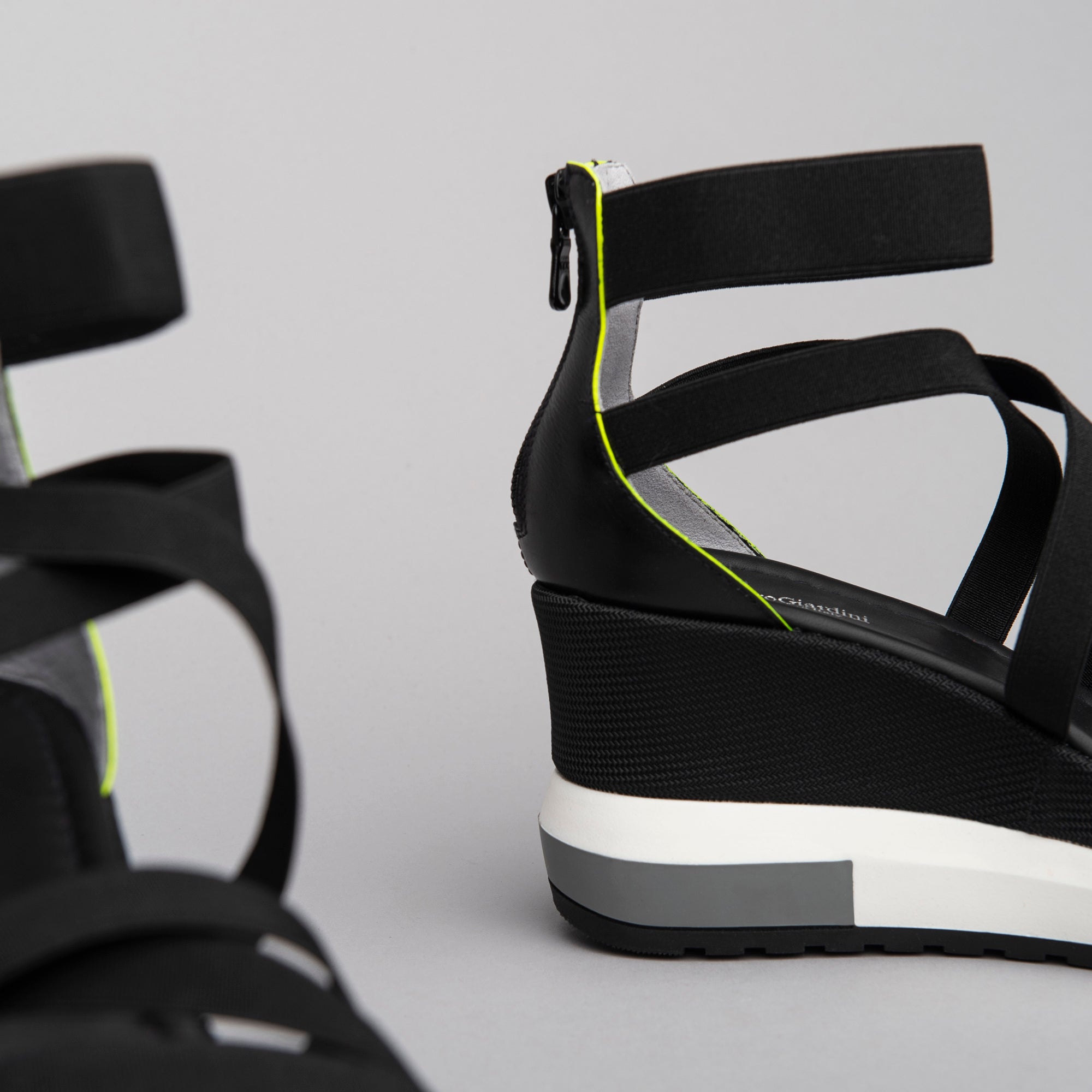 Sandali Donna in Pelle e Tessuto