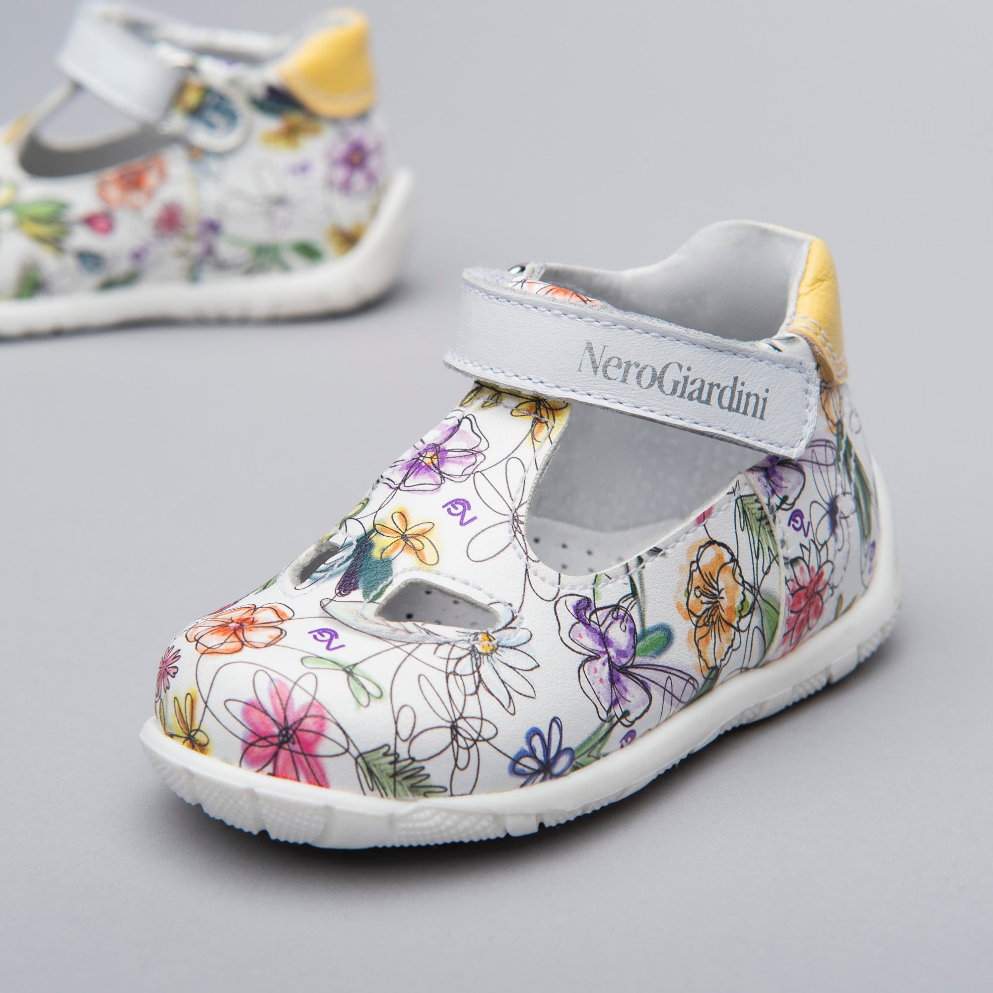 Sandali Kids da Bambina in Materiale Tecnico e Pelle