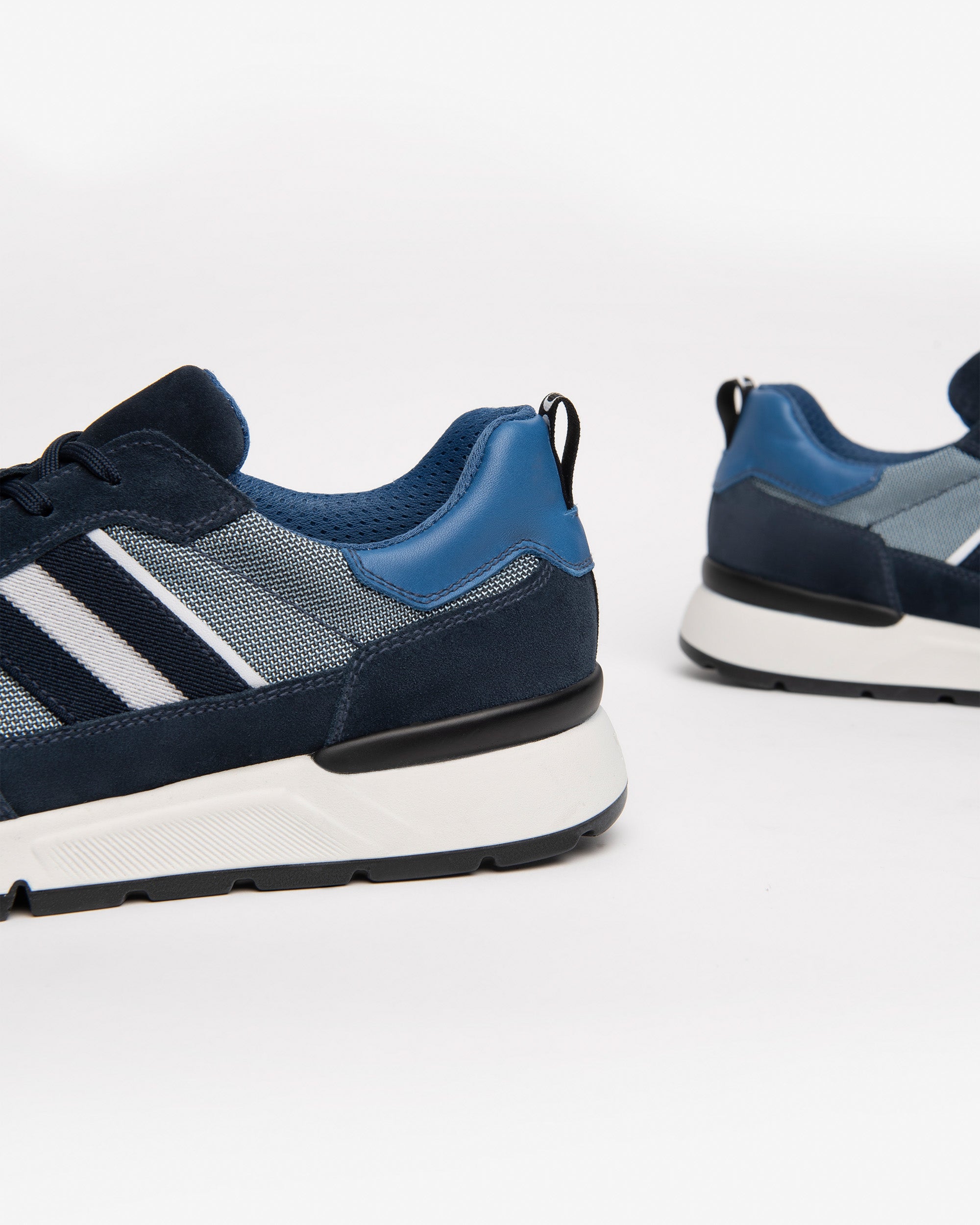 Sneakers Uomo in Camoscio, Pelle e Tela