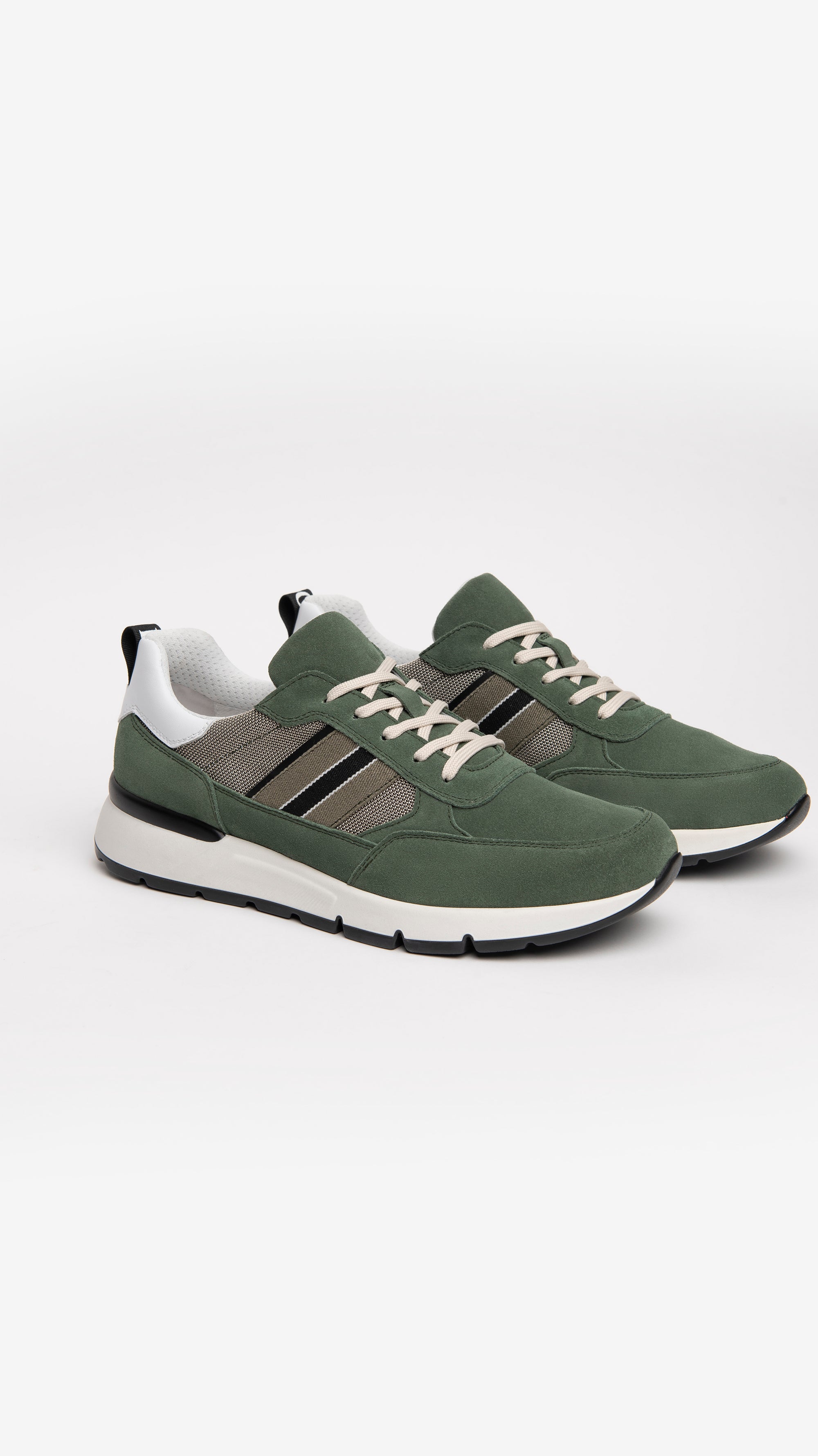 Sneakers Uomo in Camoscio, Pelle e Tela
