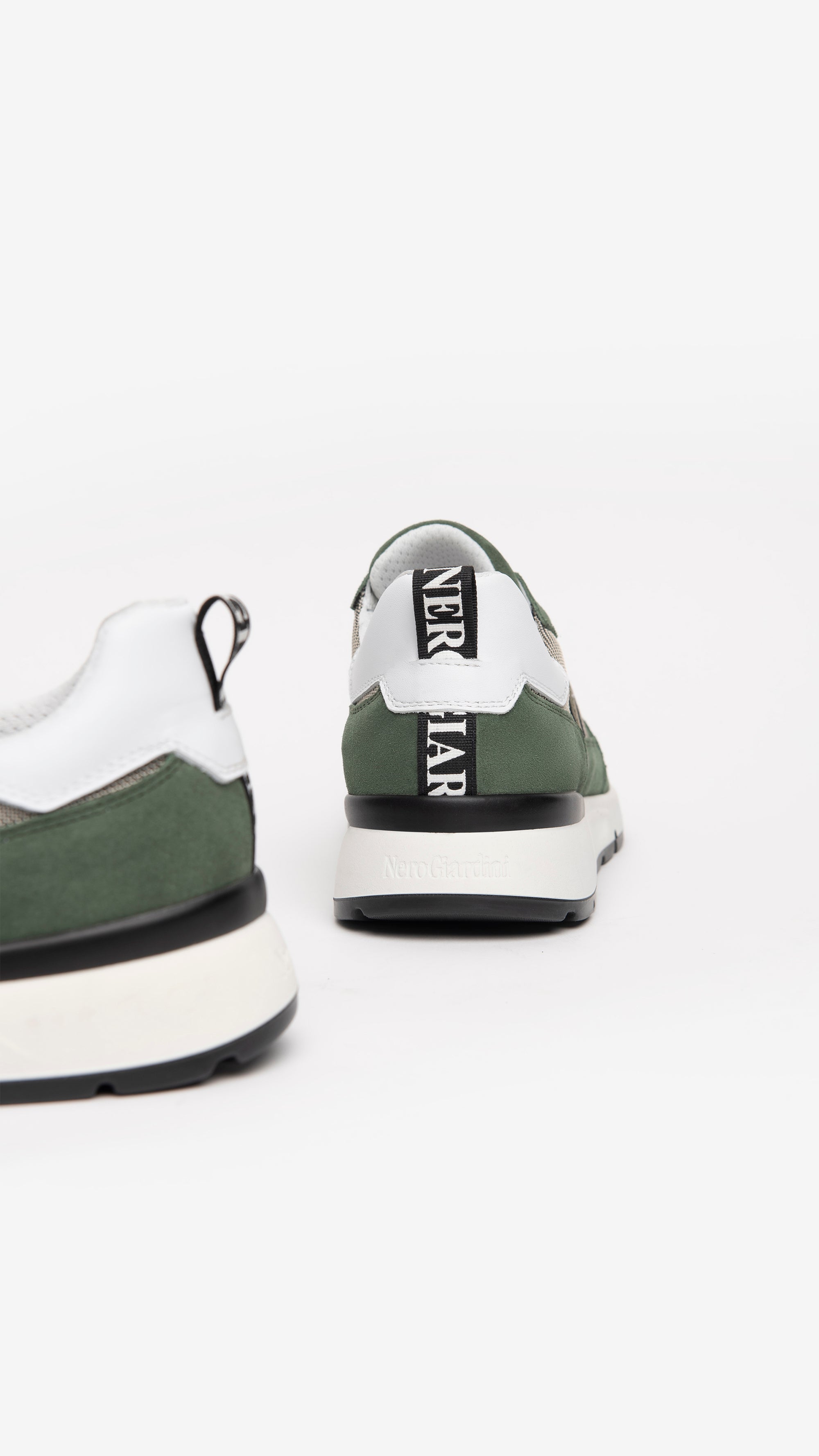 Sneakers Uomo in Camoscio, Pelle e Tela