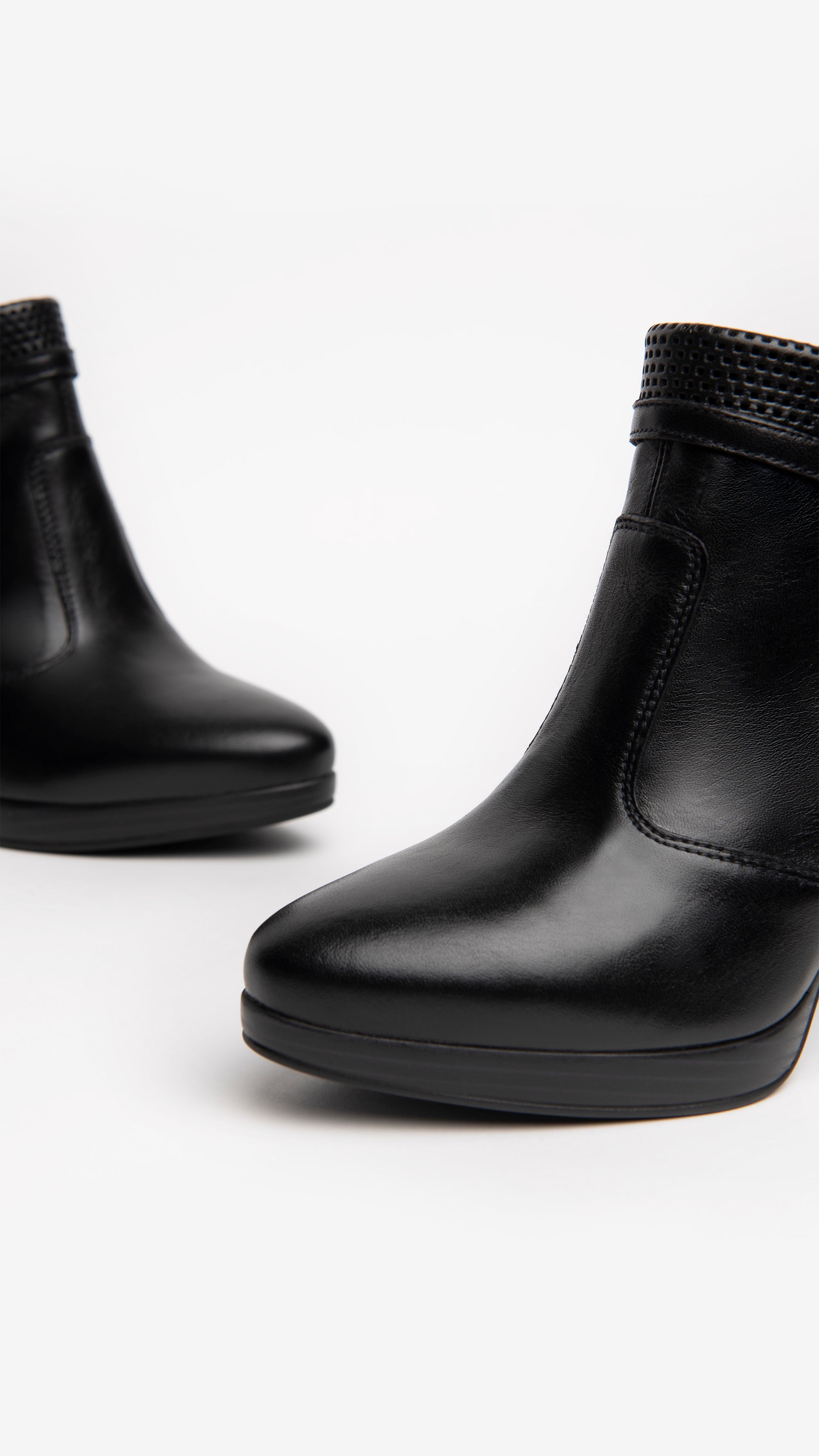 Tronchetti Donna in Pelle