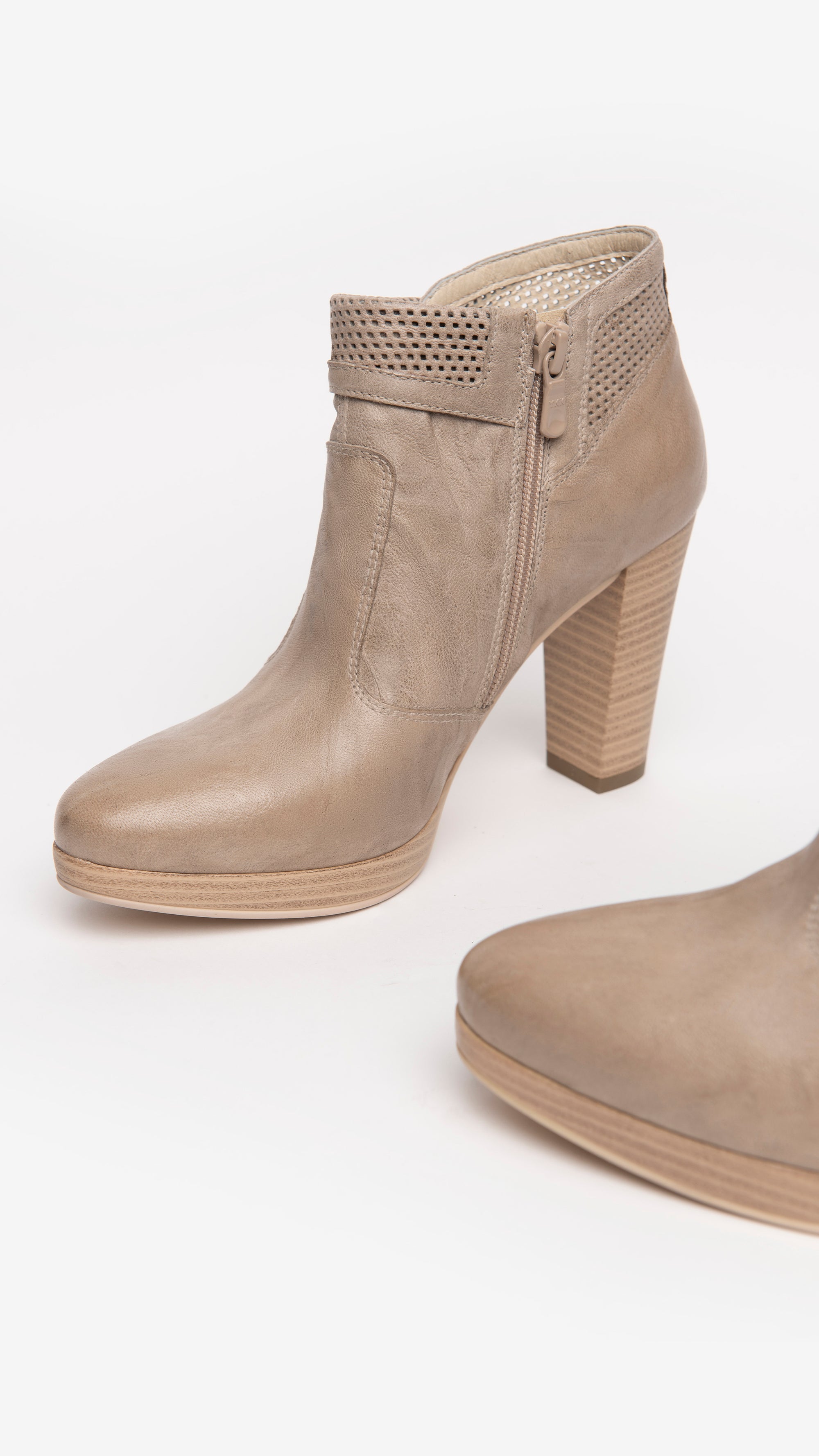 Tronchetti Donna in Pelle
