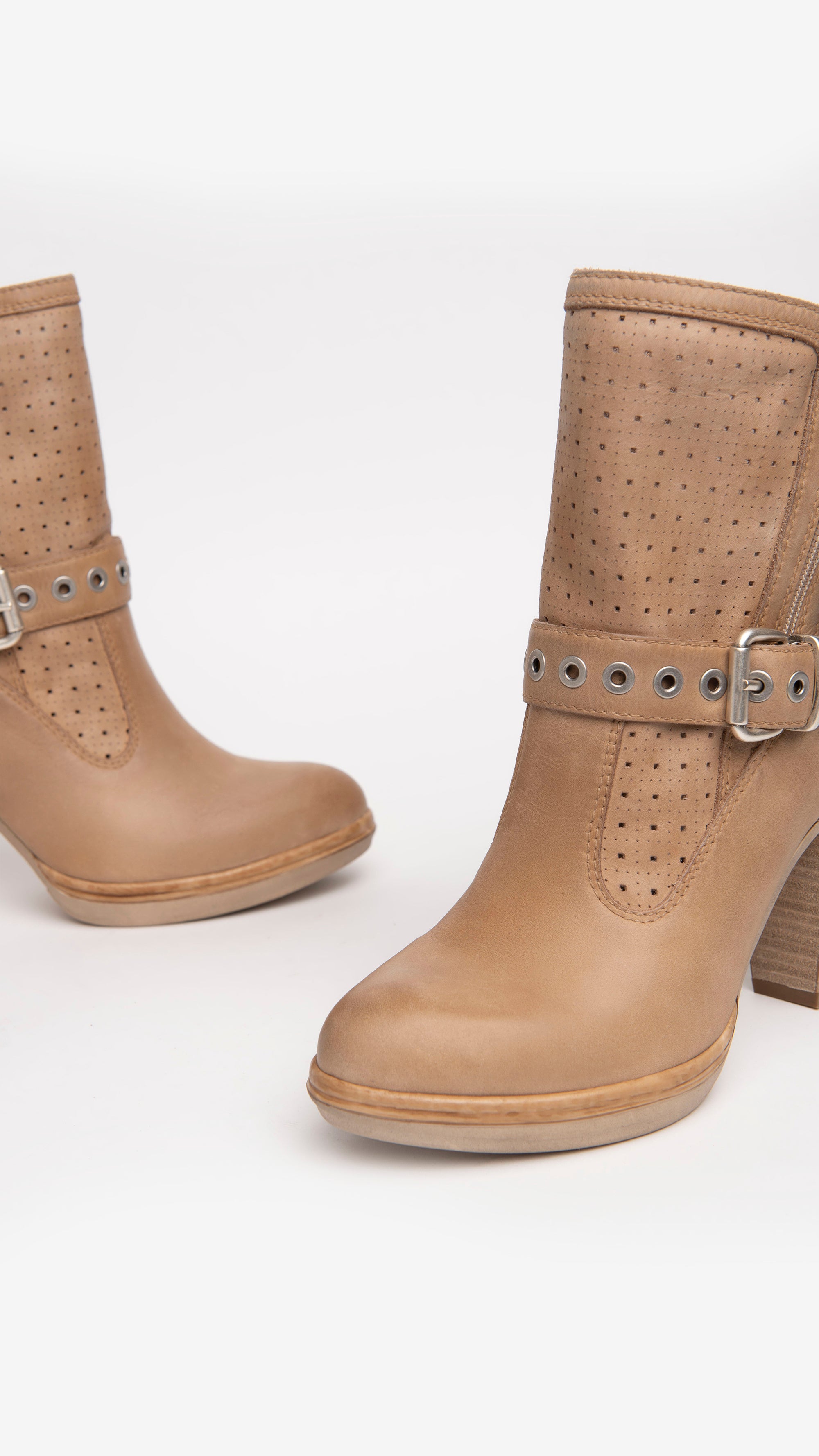 Stivaletti Donna in Camoscio