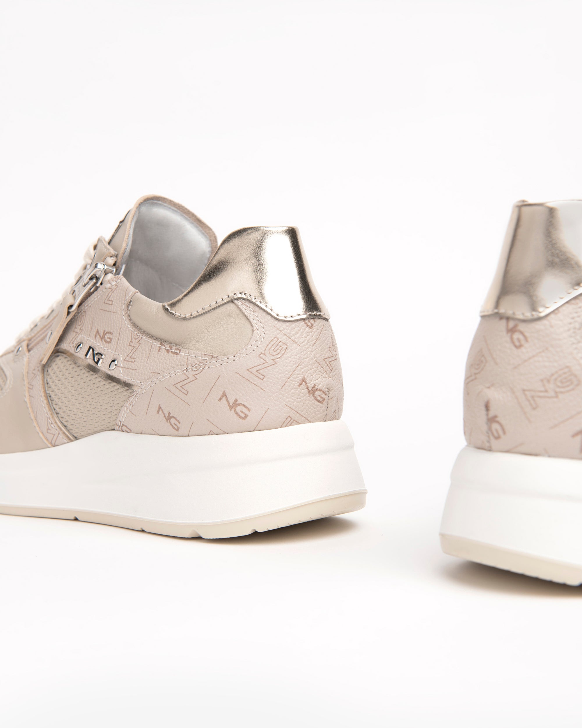 Women’s Leather Sneakers