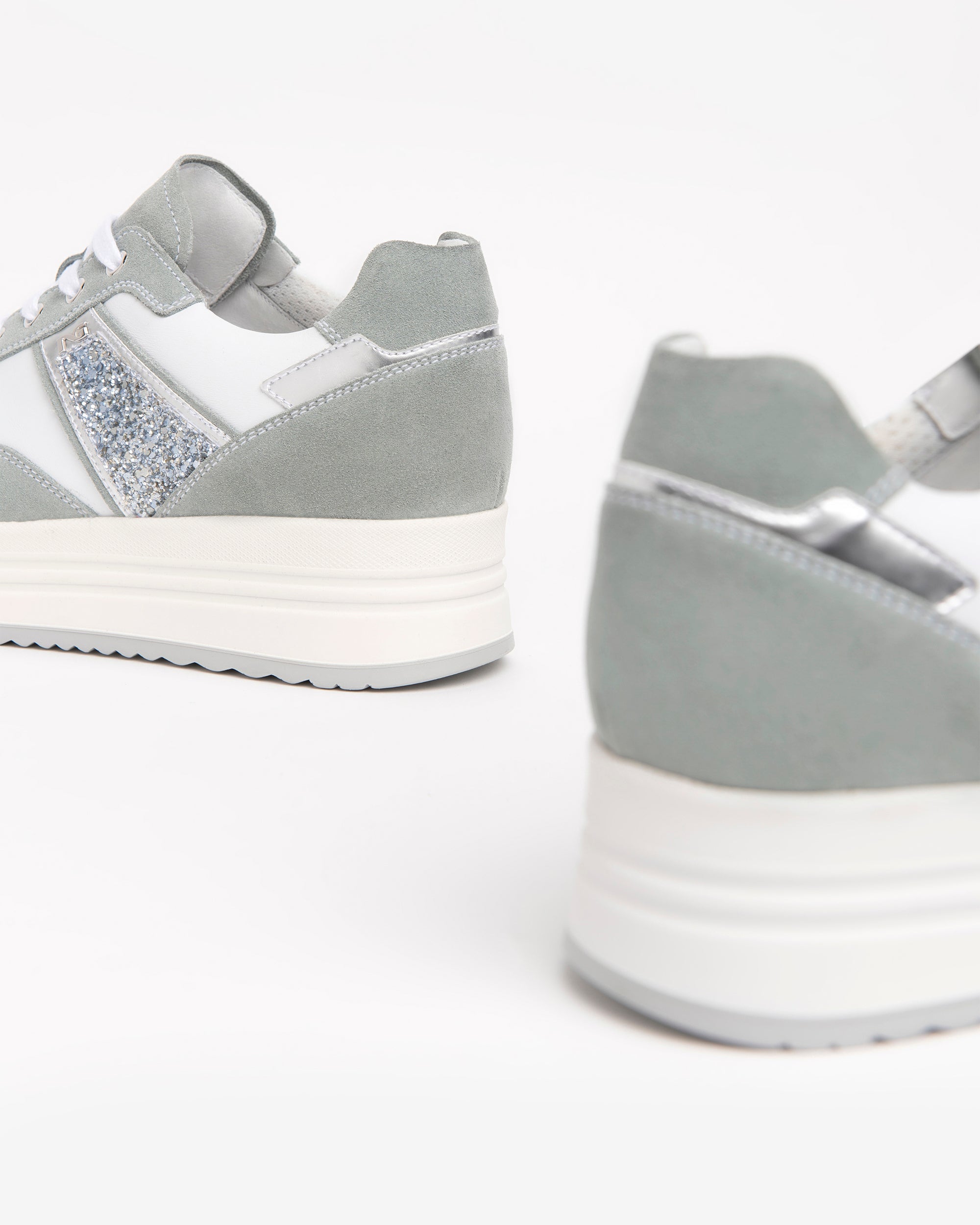Sneakers Dames in Leder en Suède