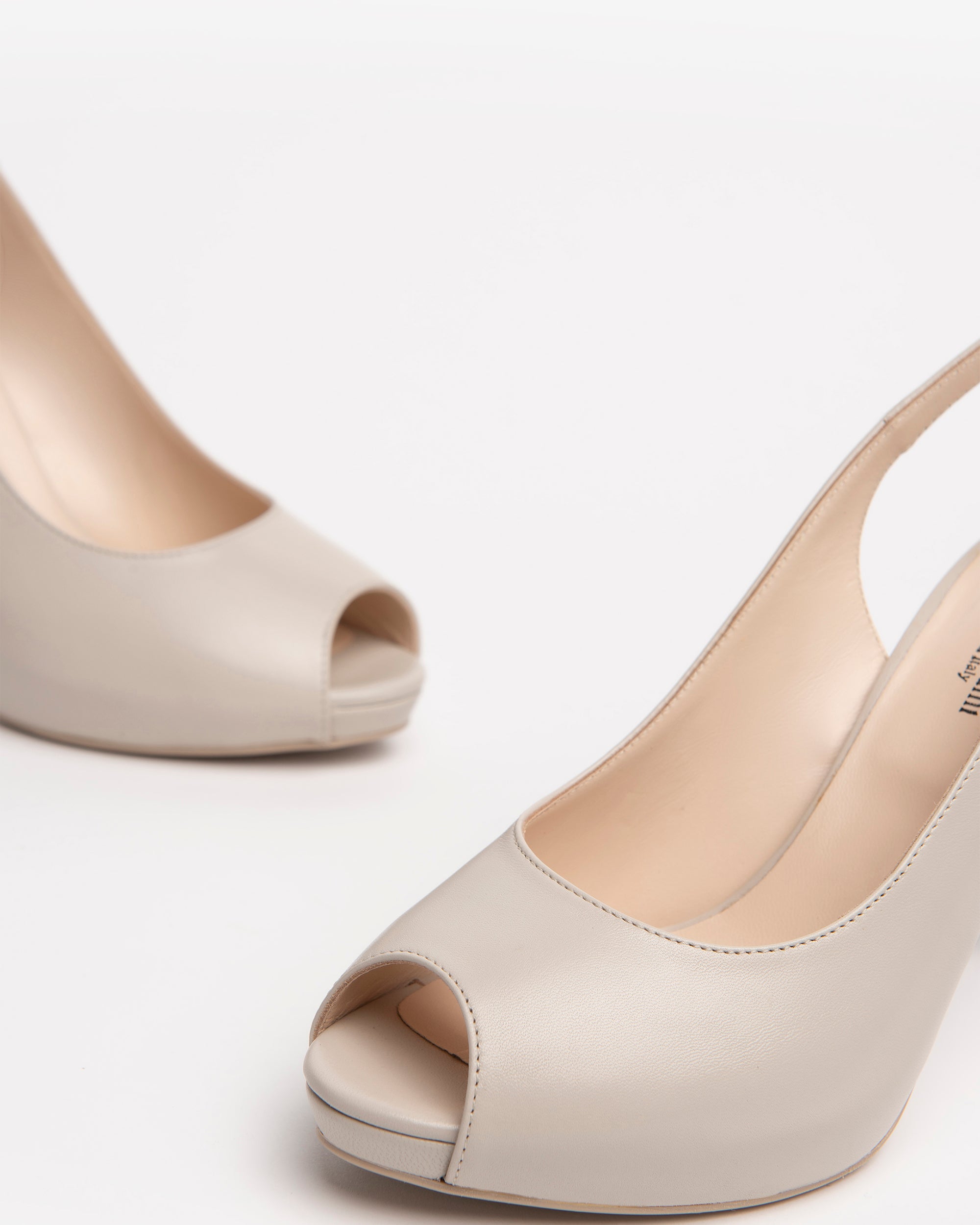 Women’s Leather Pumps