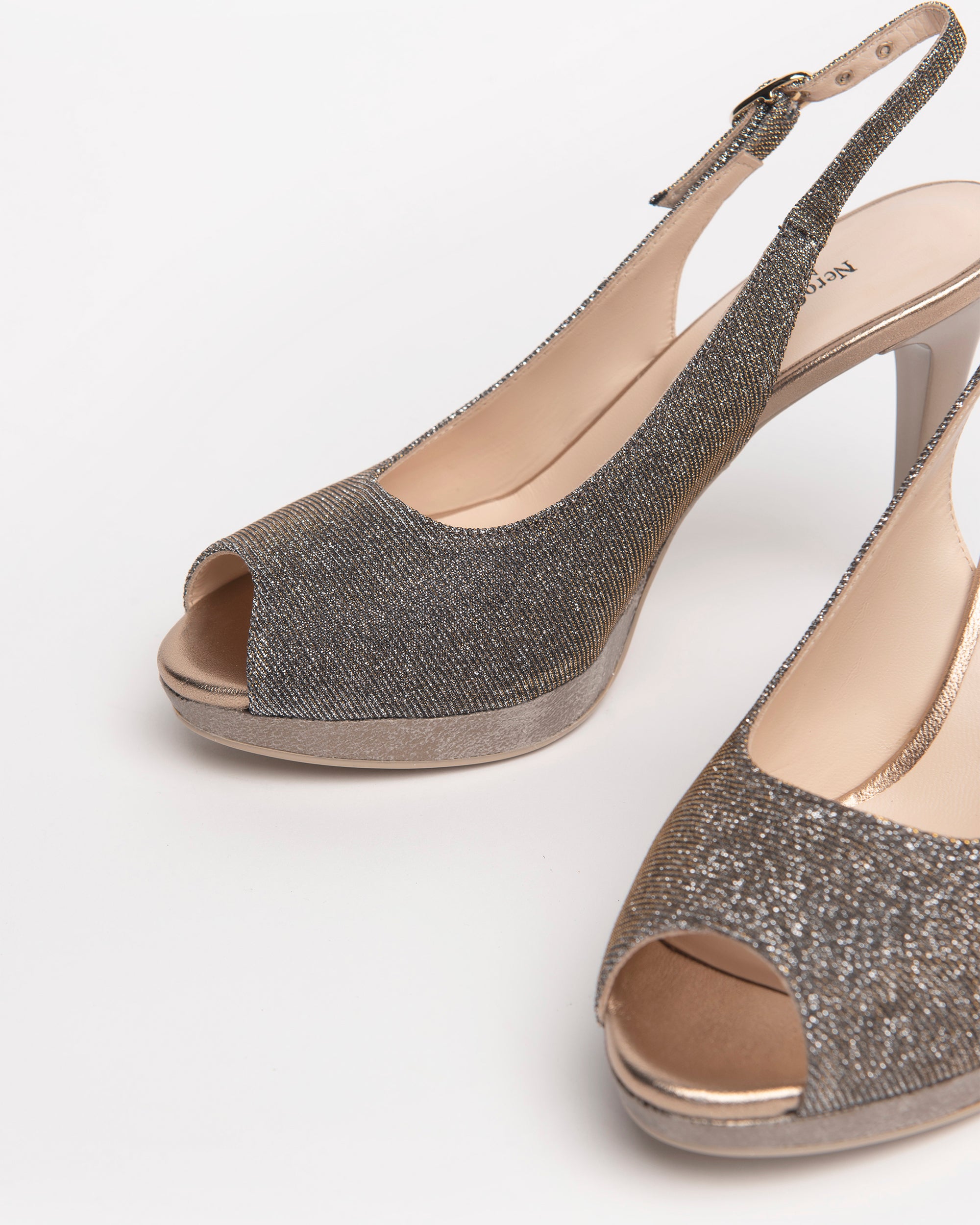 Women’s Leather Pumps