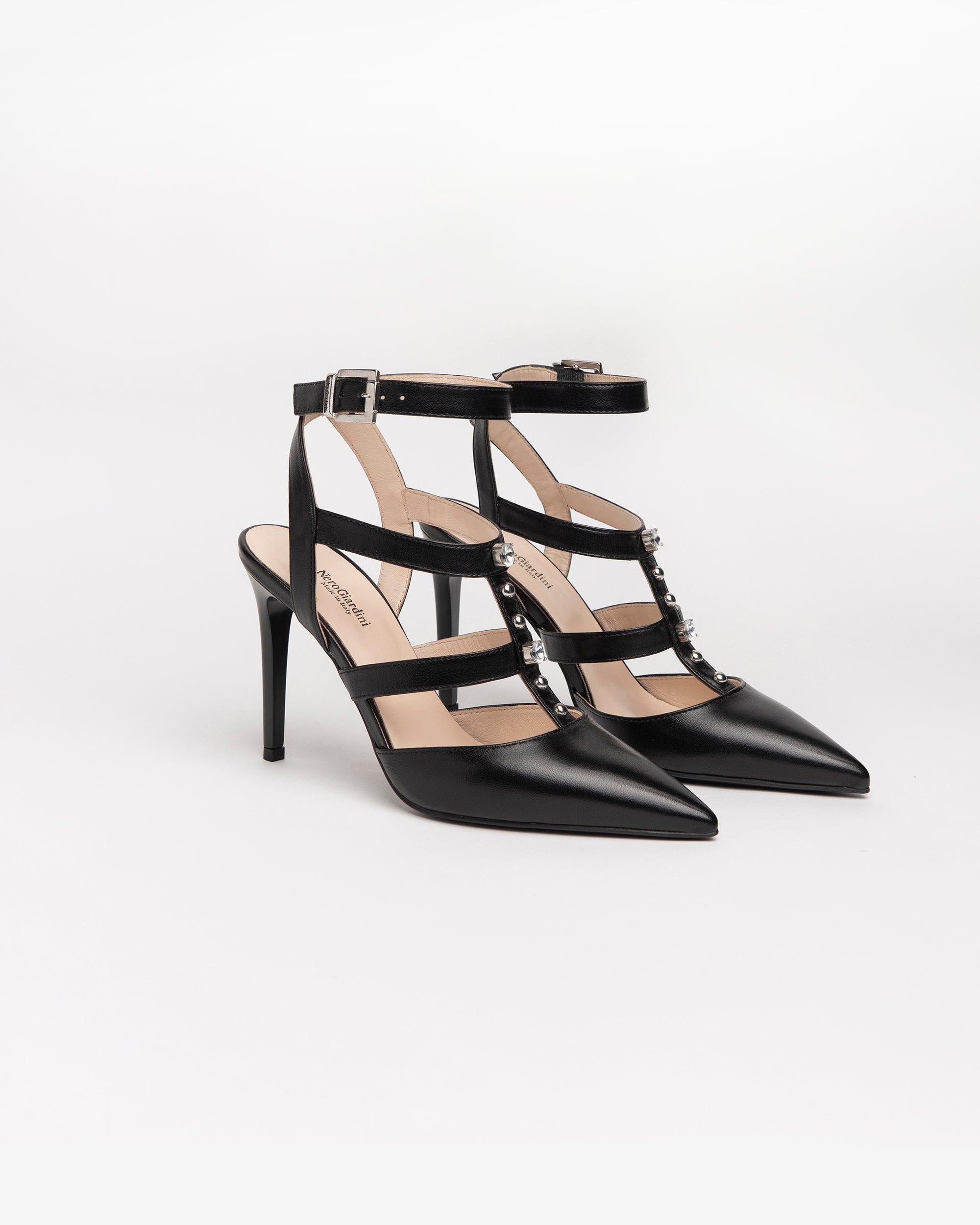 Women’s Leather Pumps