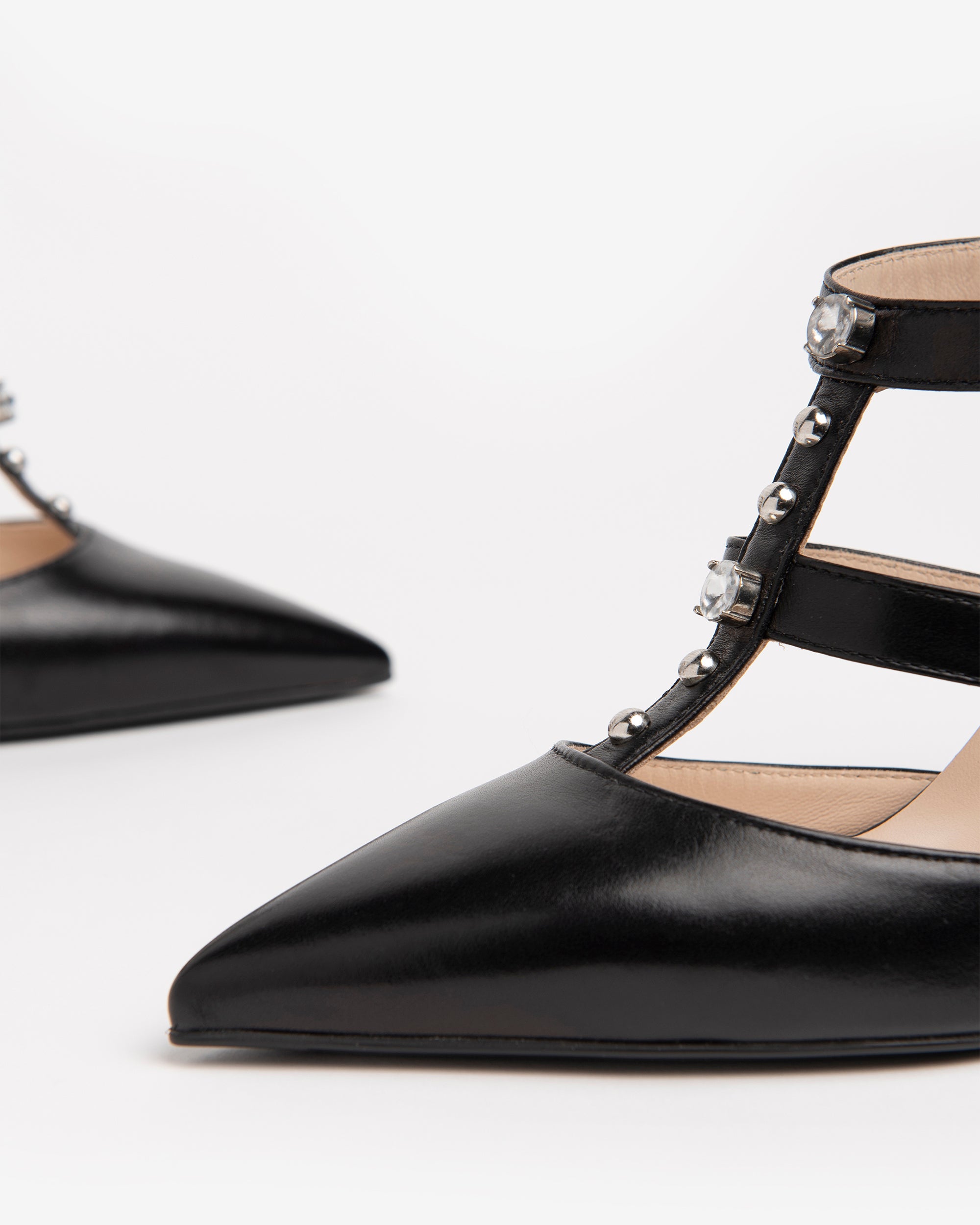 Women’s Leather Pumps