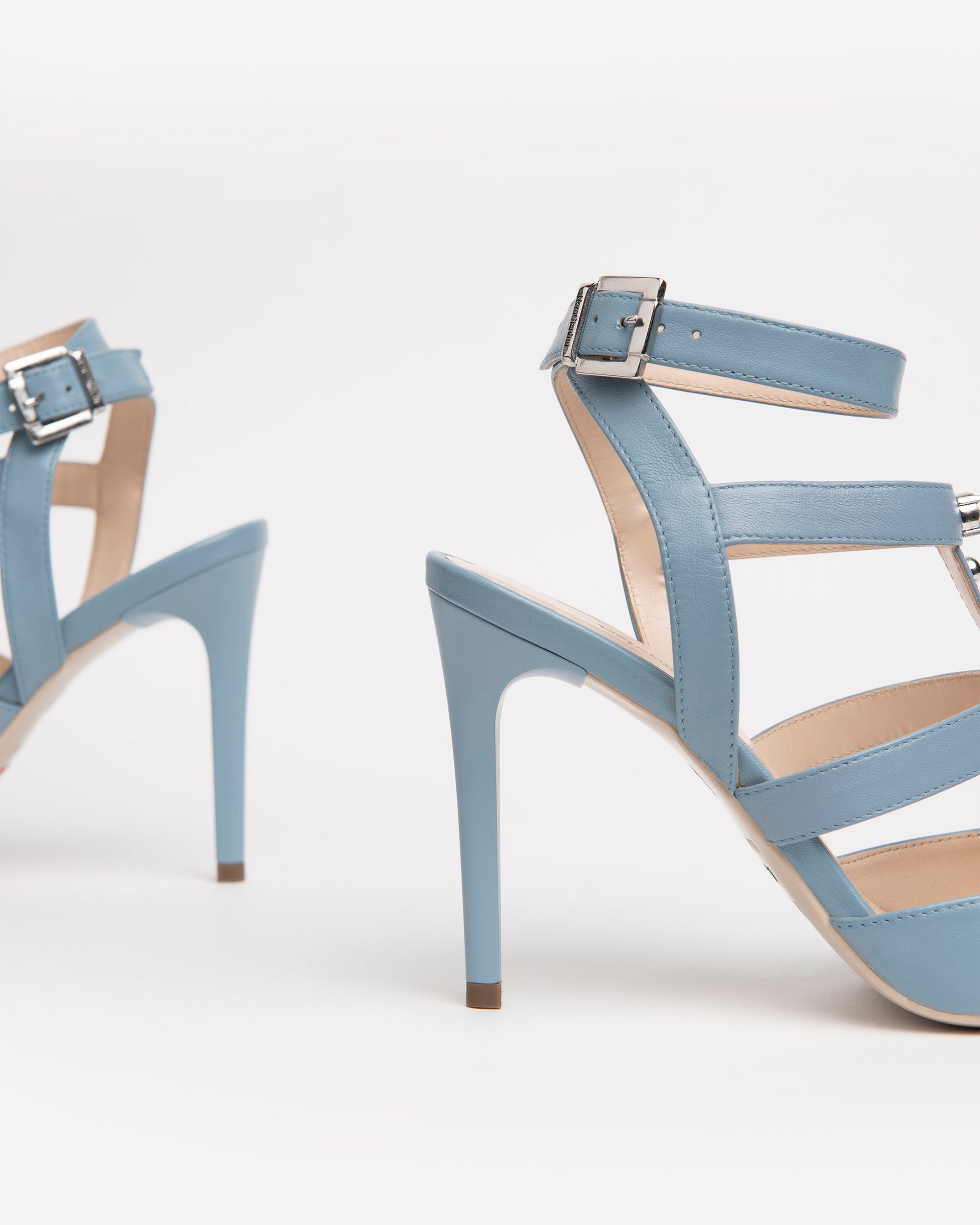 Women’s Leather Pumps