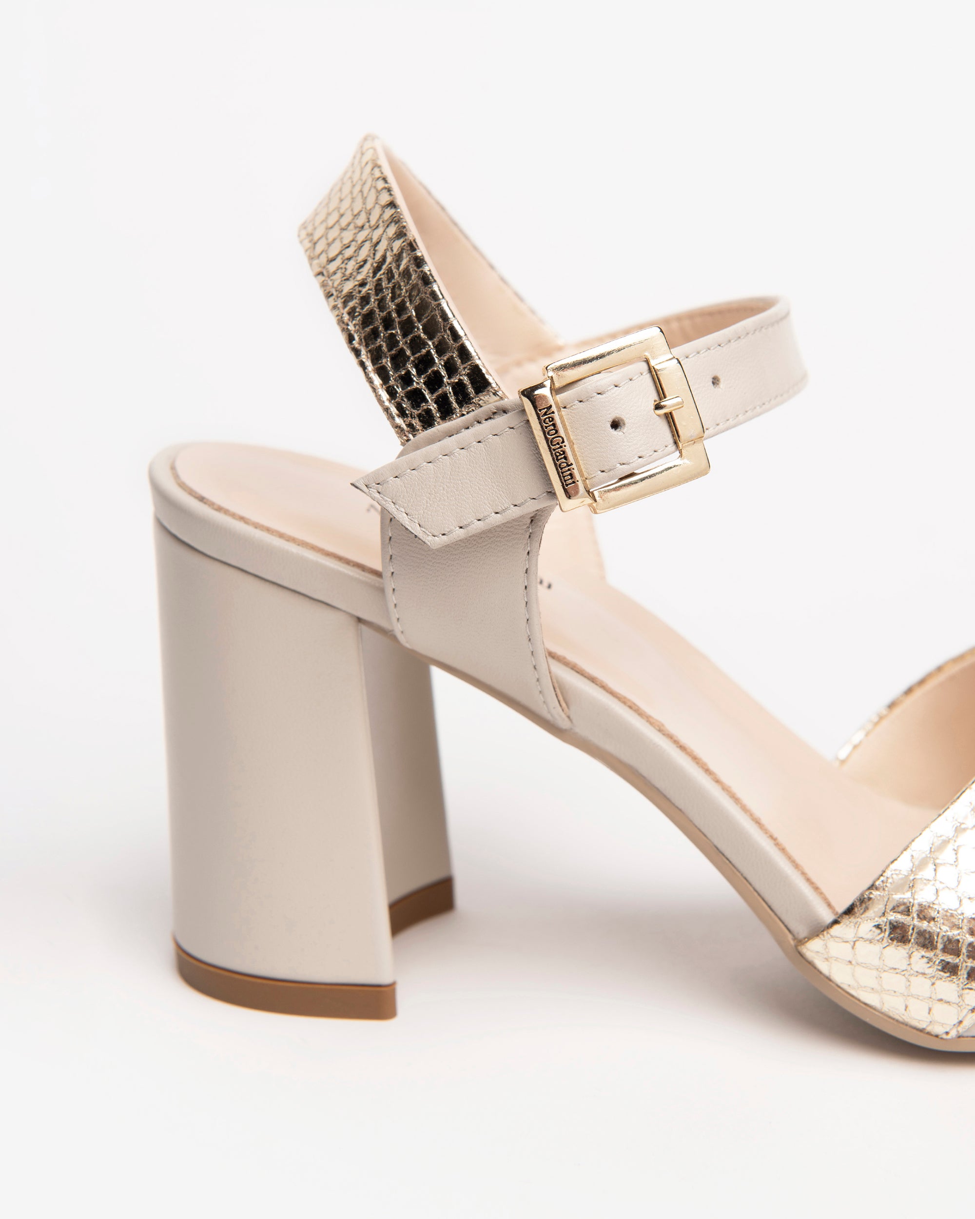 Women's Leather Sandals