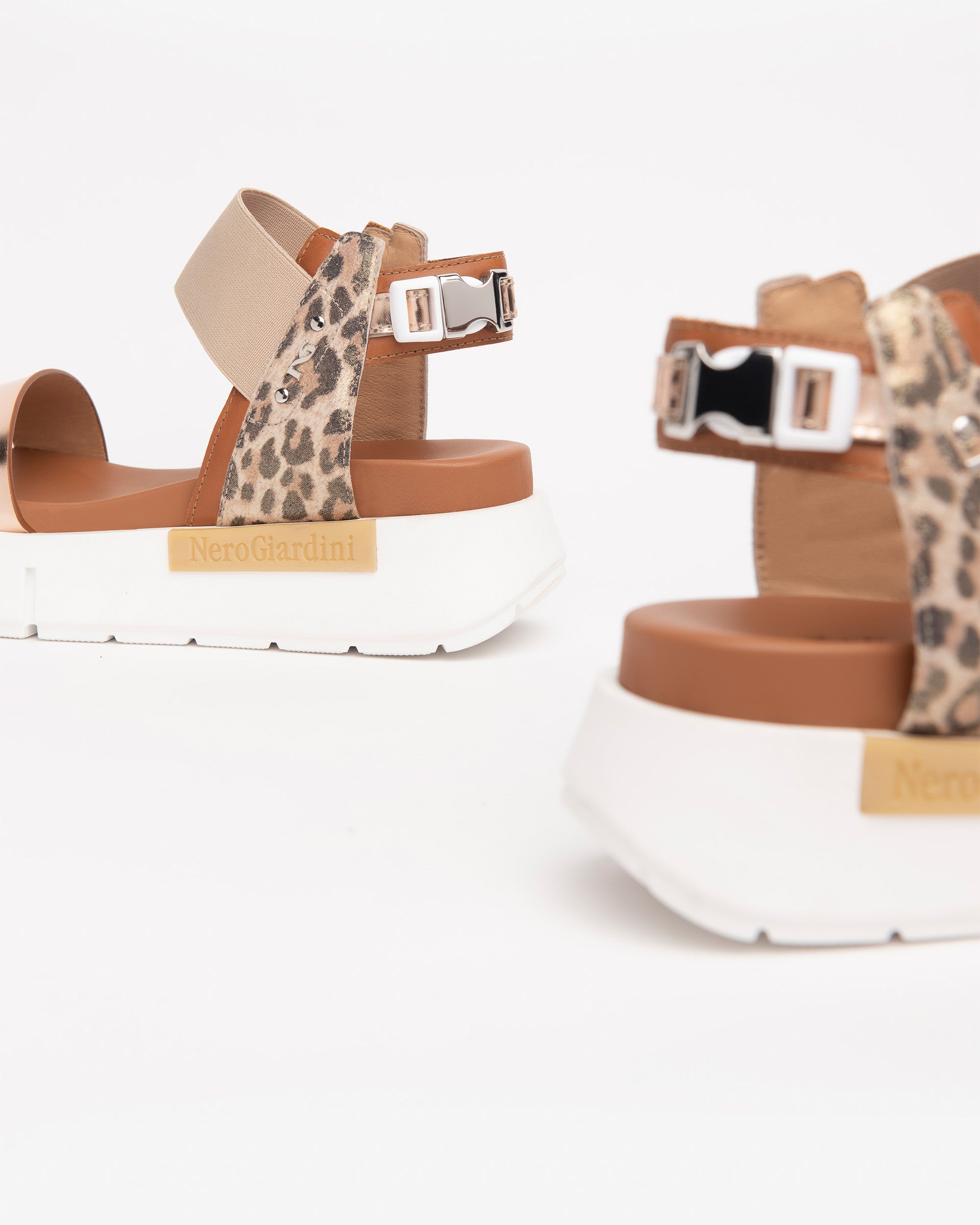 Sandali in Pelle Donna