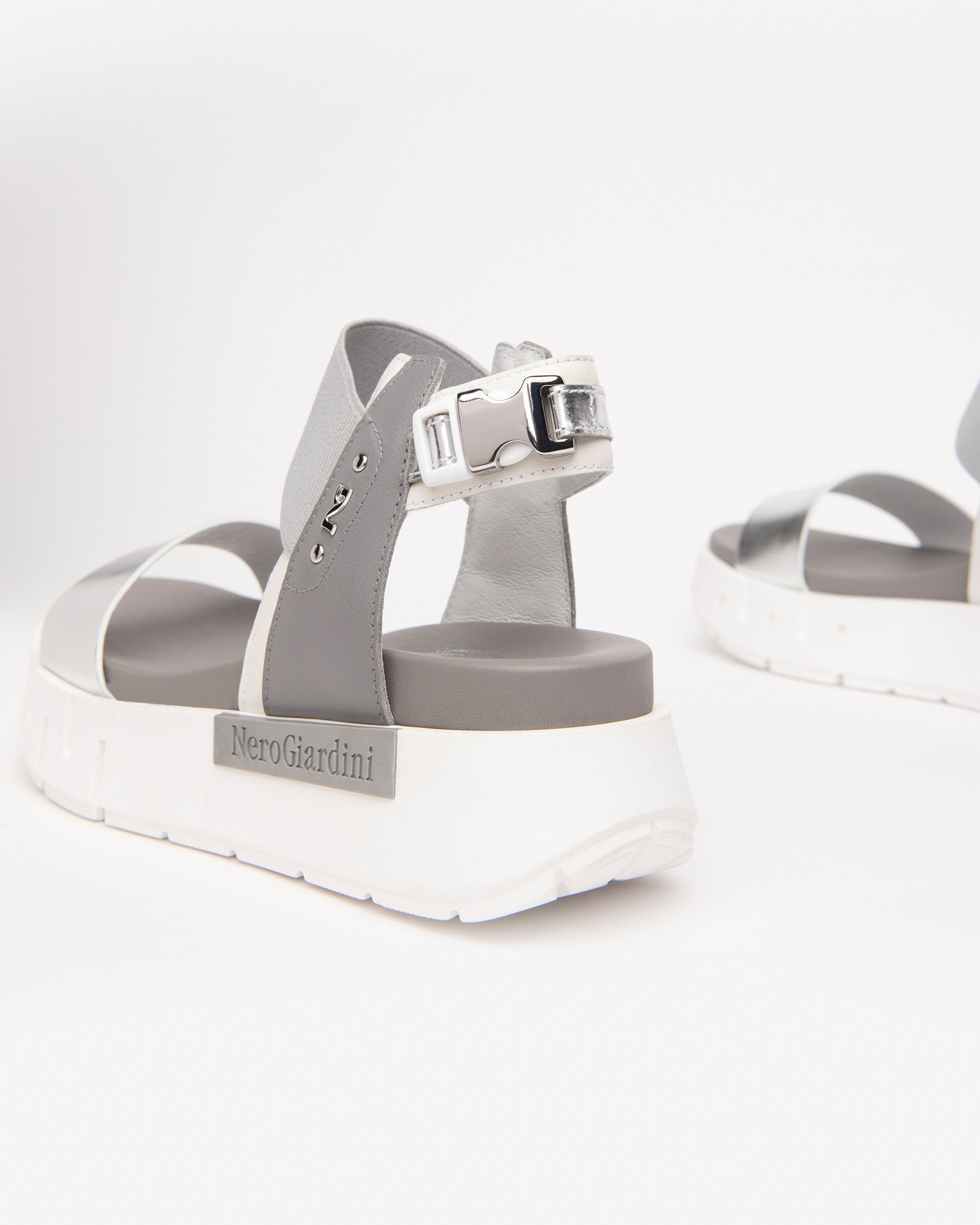 Sandali in Pelle Donna