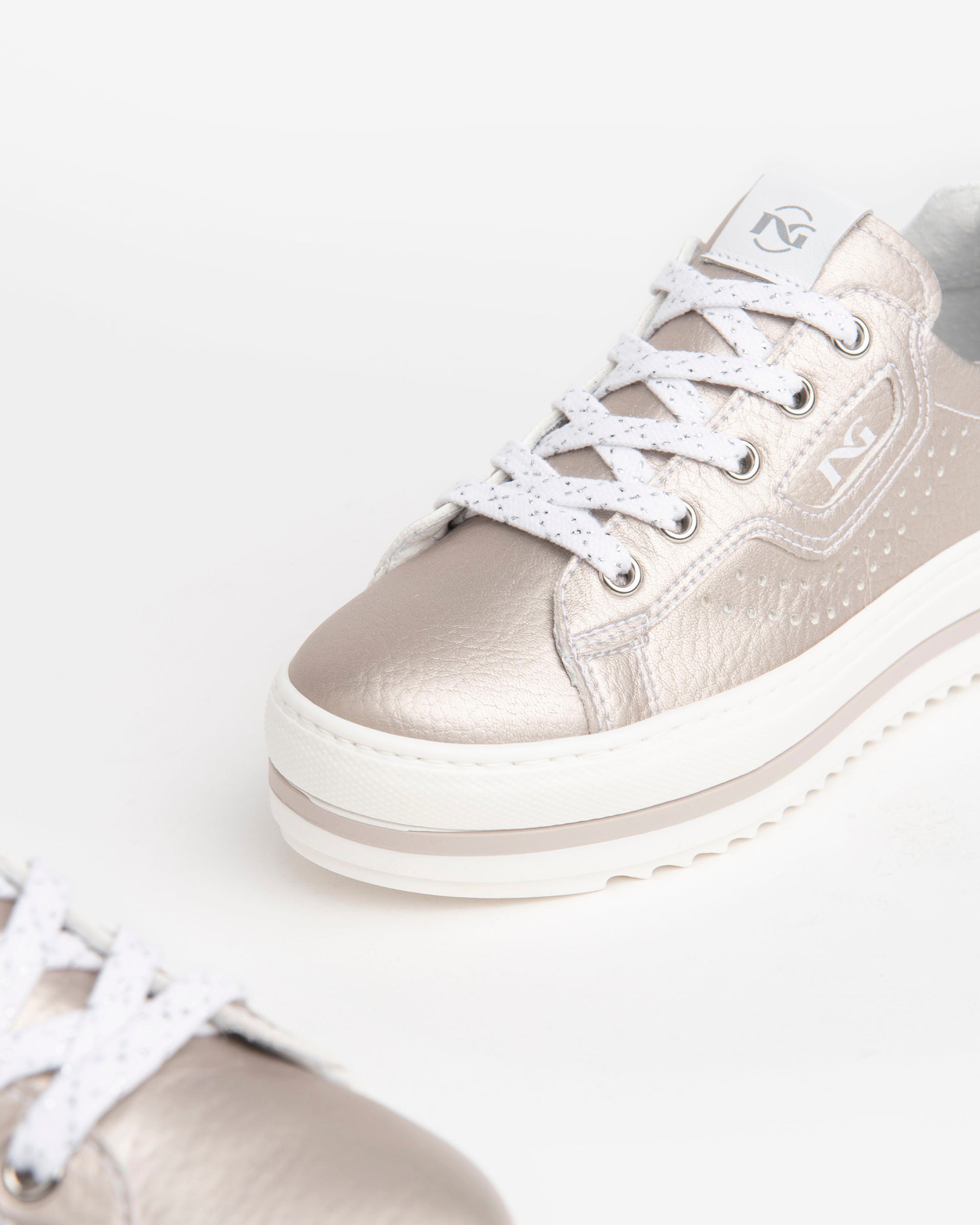 Teen Girls’ Sneakers