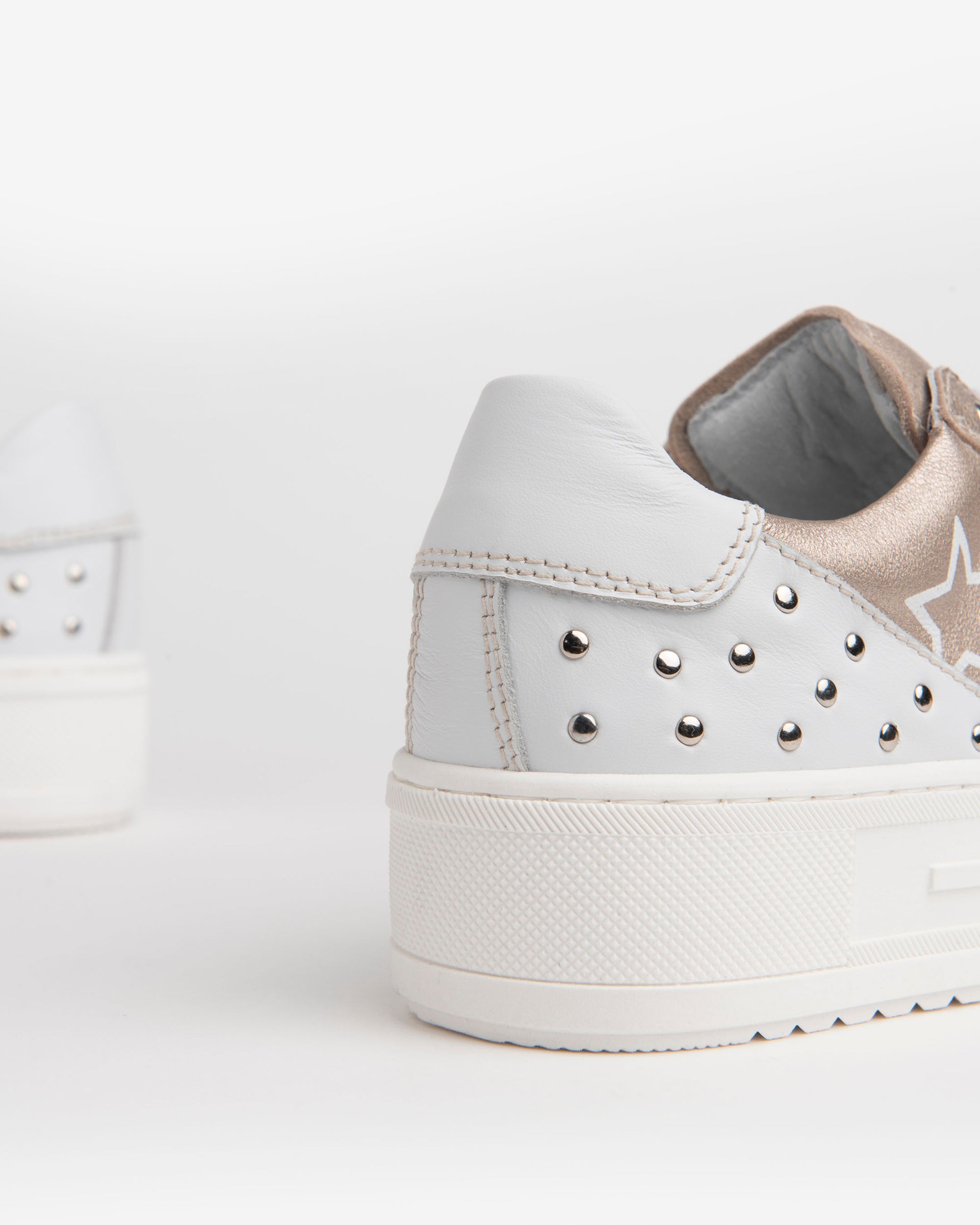 Teen Girls’ Sneakers