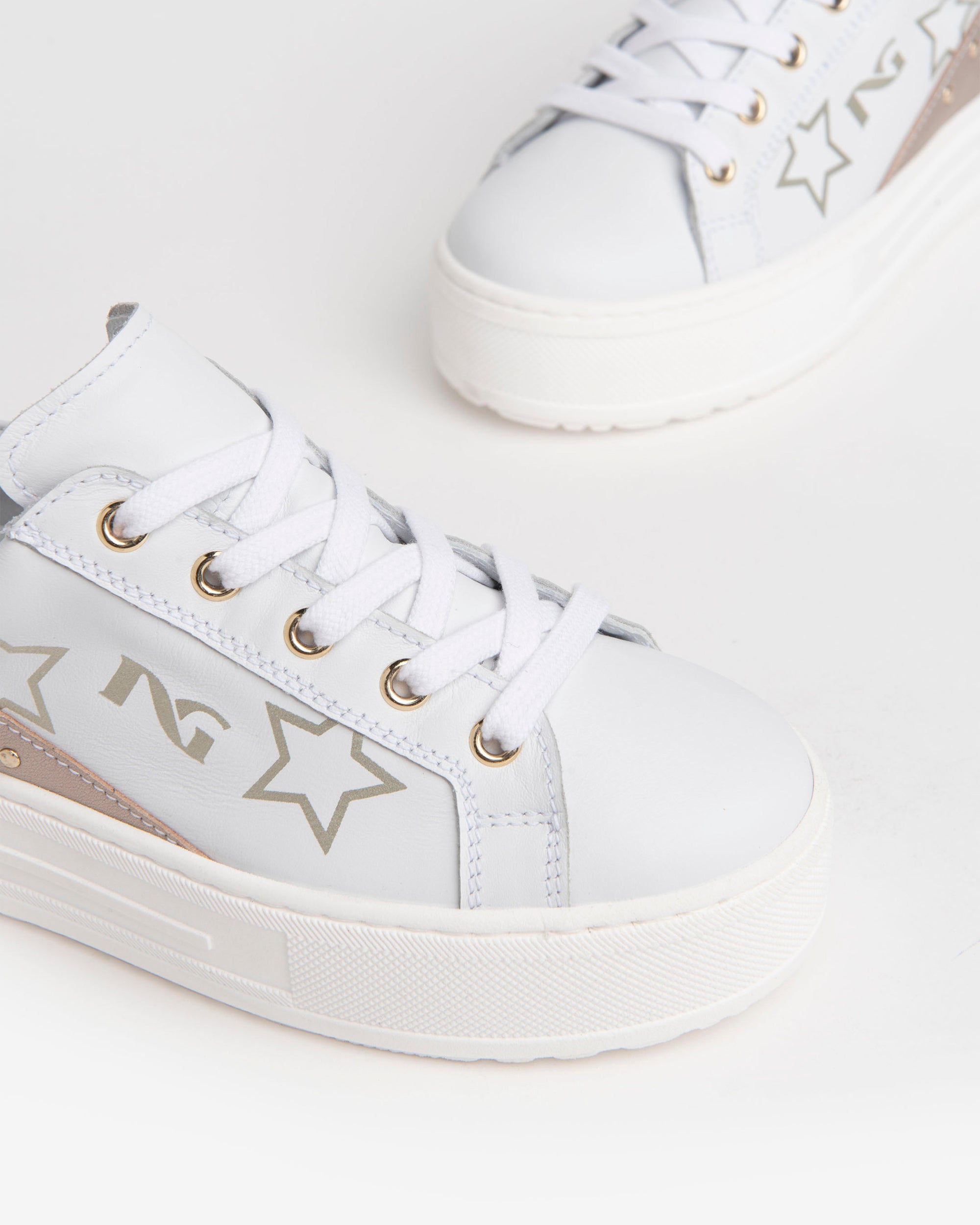 Teen Girls’ Sneakers