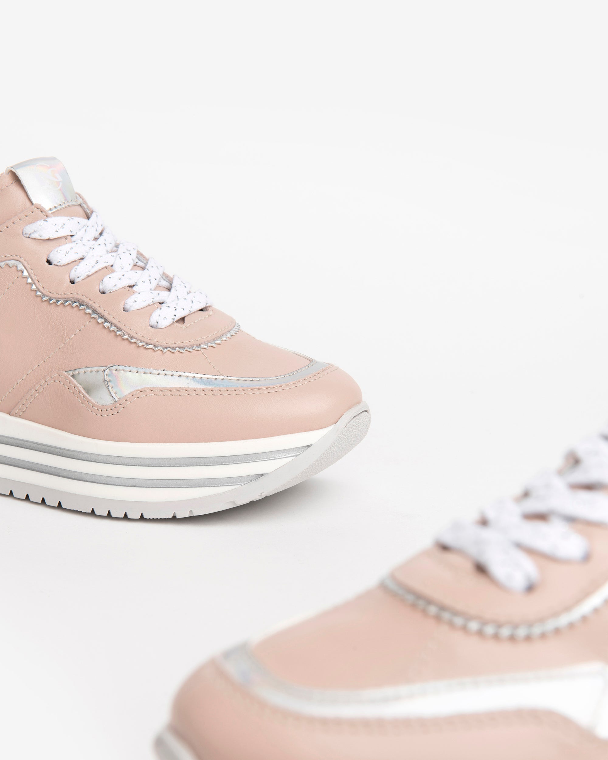 Teen Girls’ Sneakers
