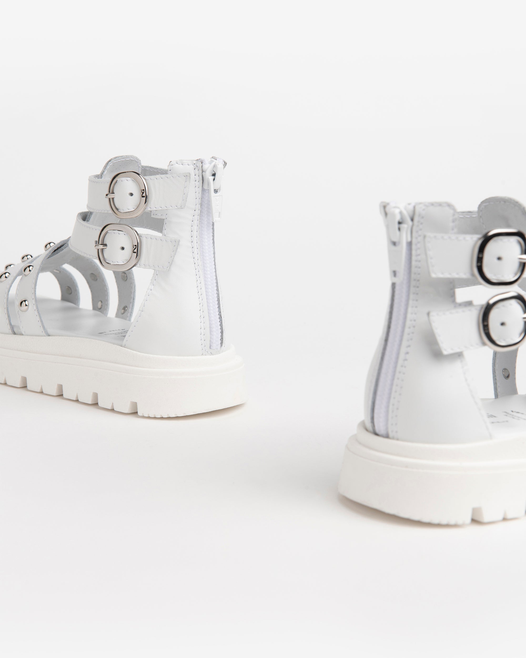 Teen Girls’ Sandalias