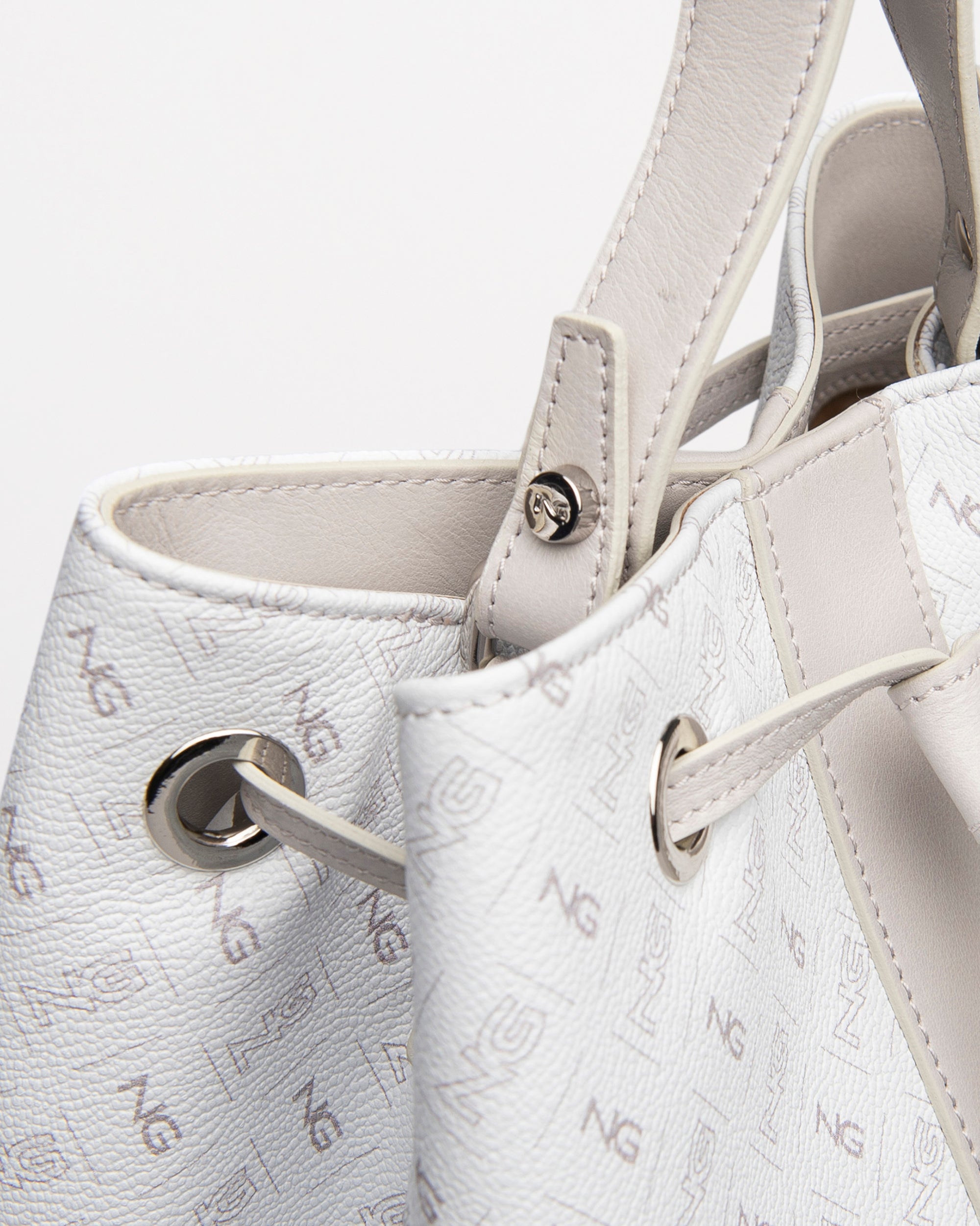 Women's Leather Bucket Bag