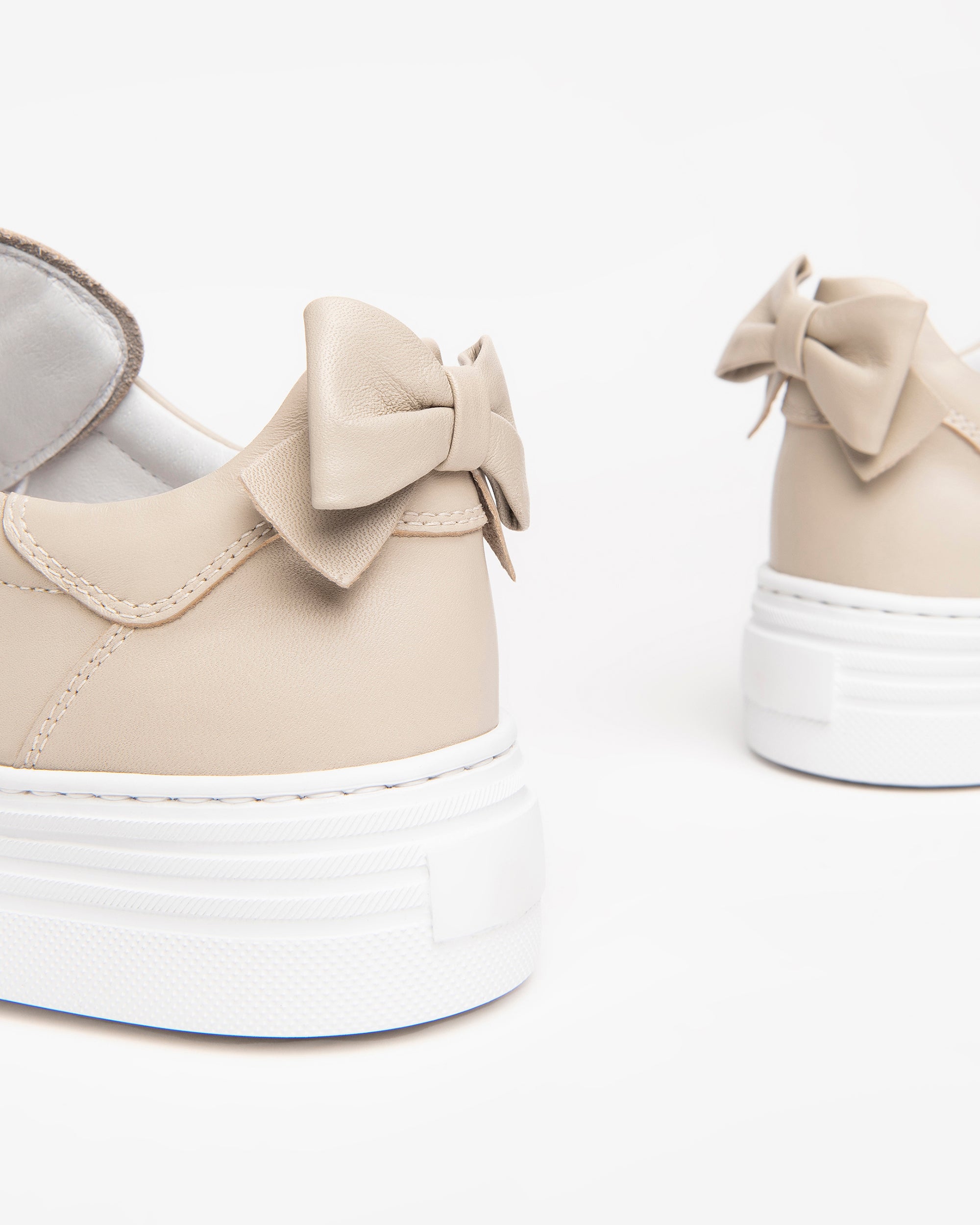 Sneakers de Mujer de Piel y Material Técnico