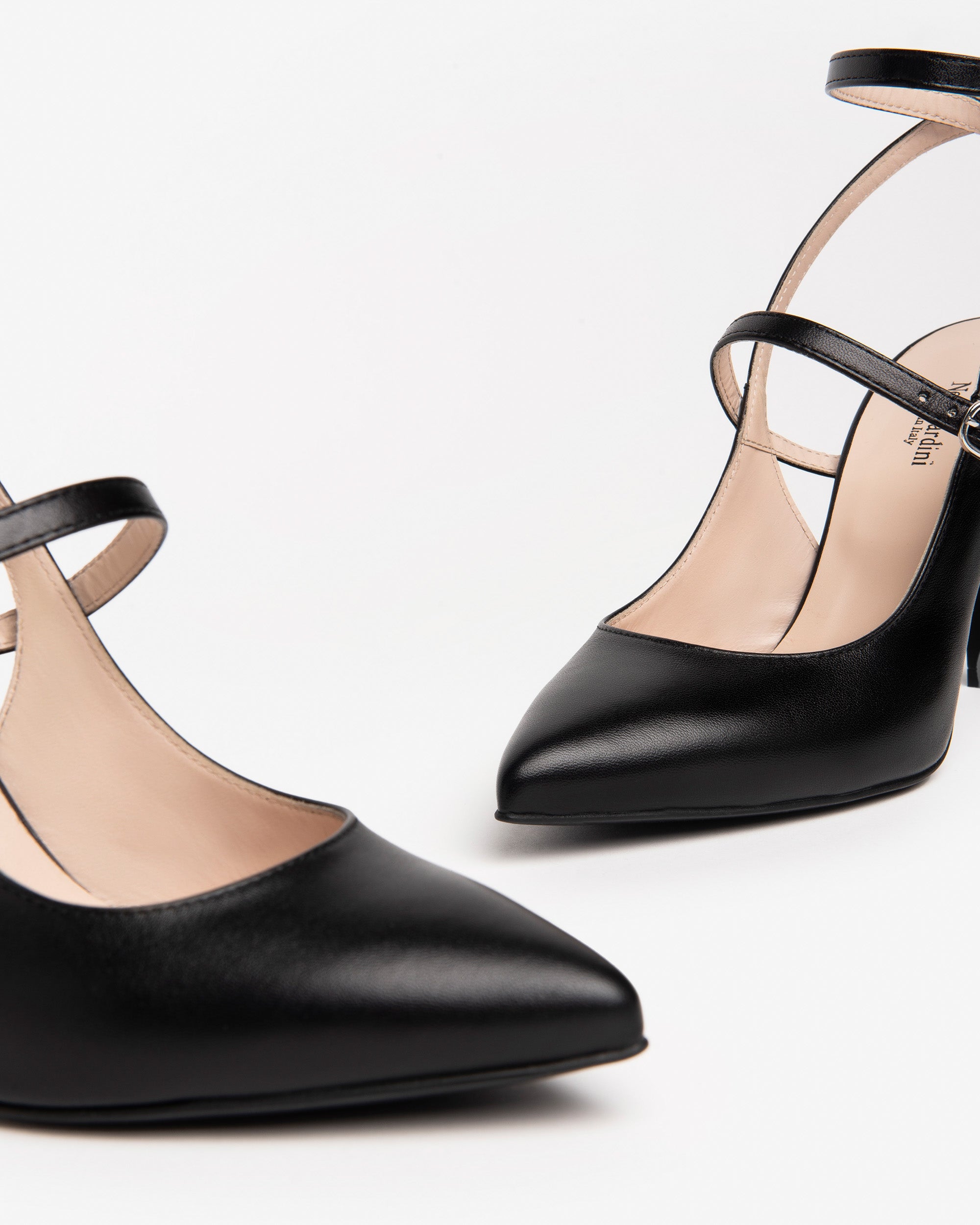 Women’s Leather Pumps