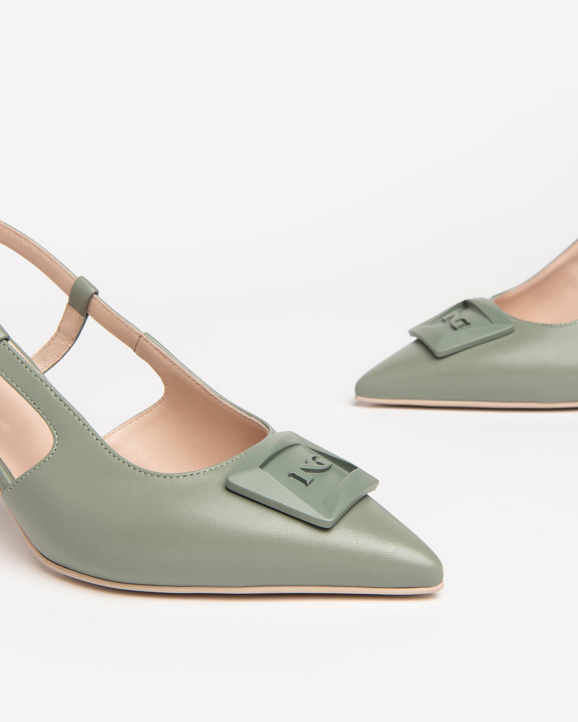 Women’s Leather Pumps