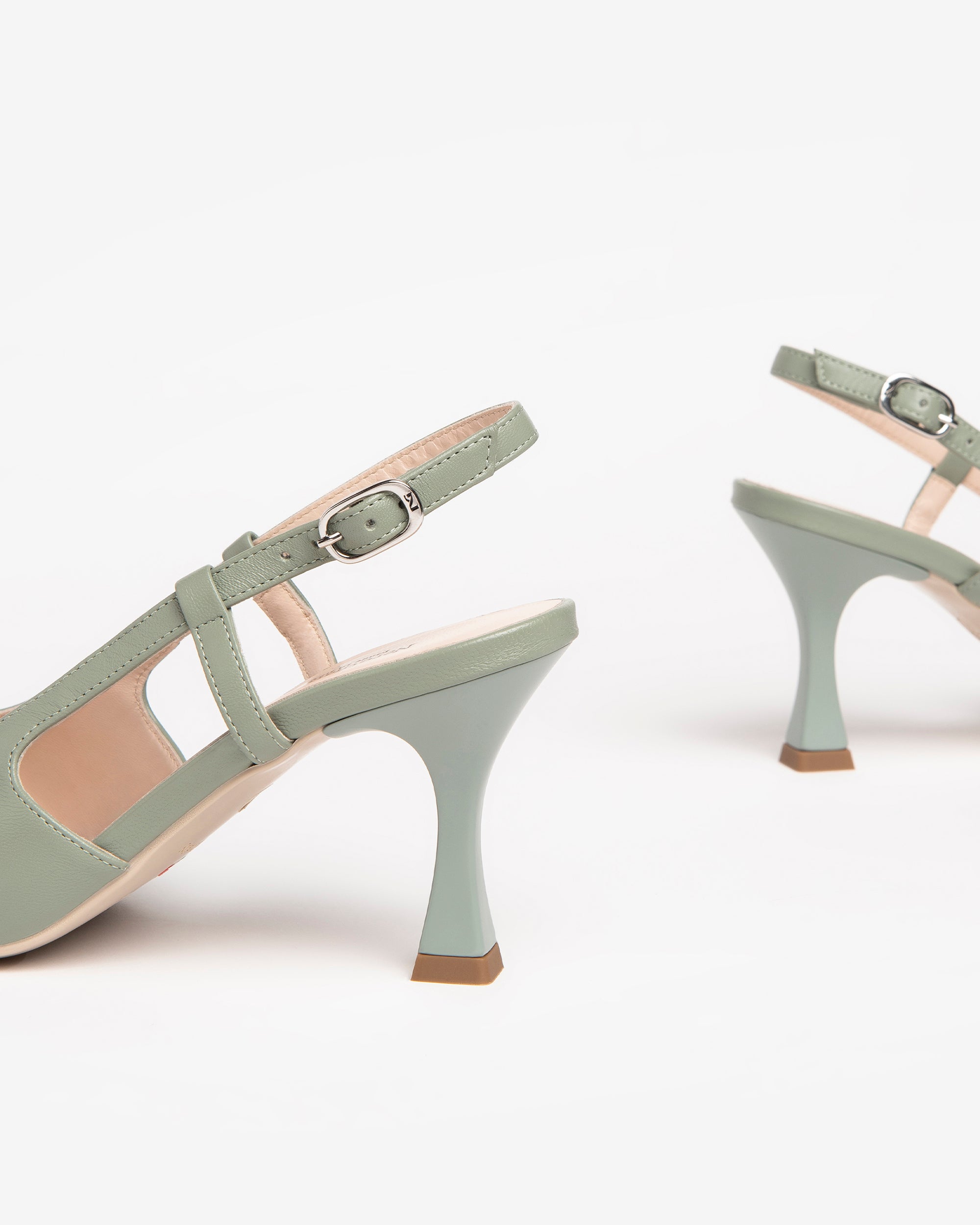 Women’s Leather Pumps
