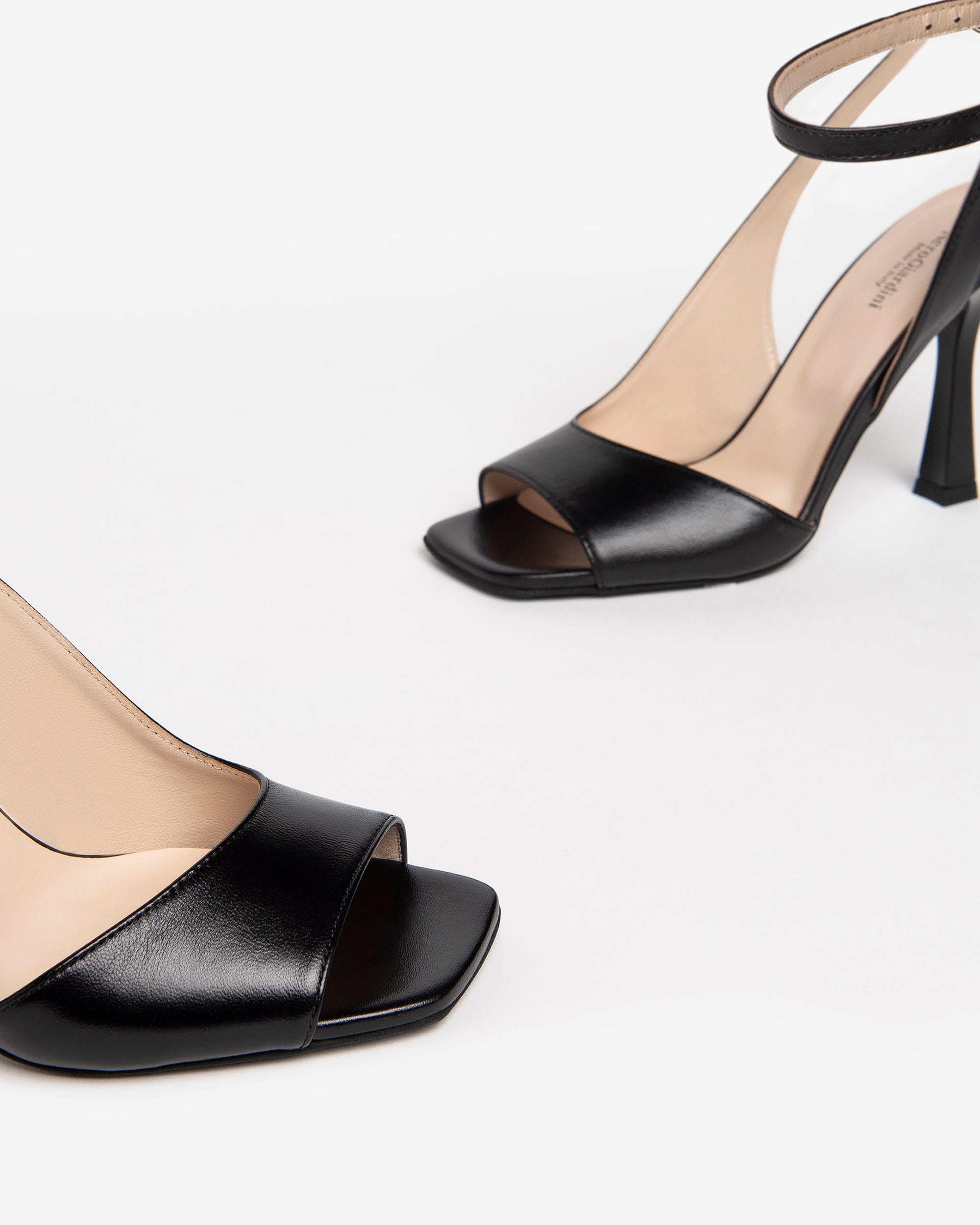 Women's Leather Sandals