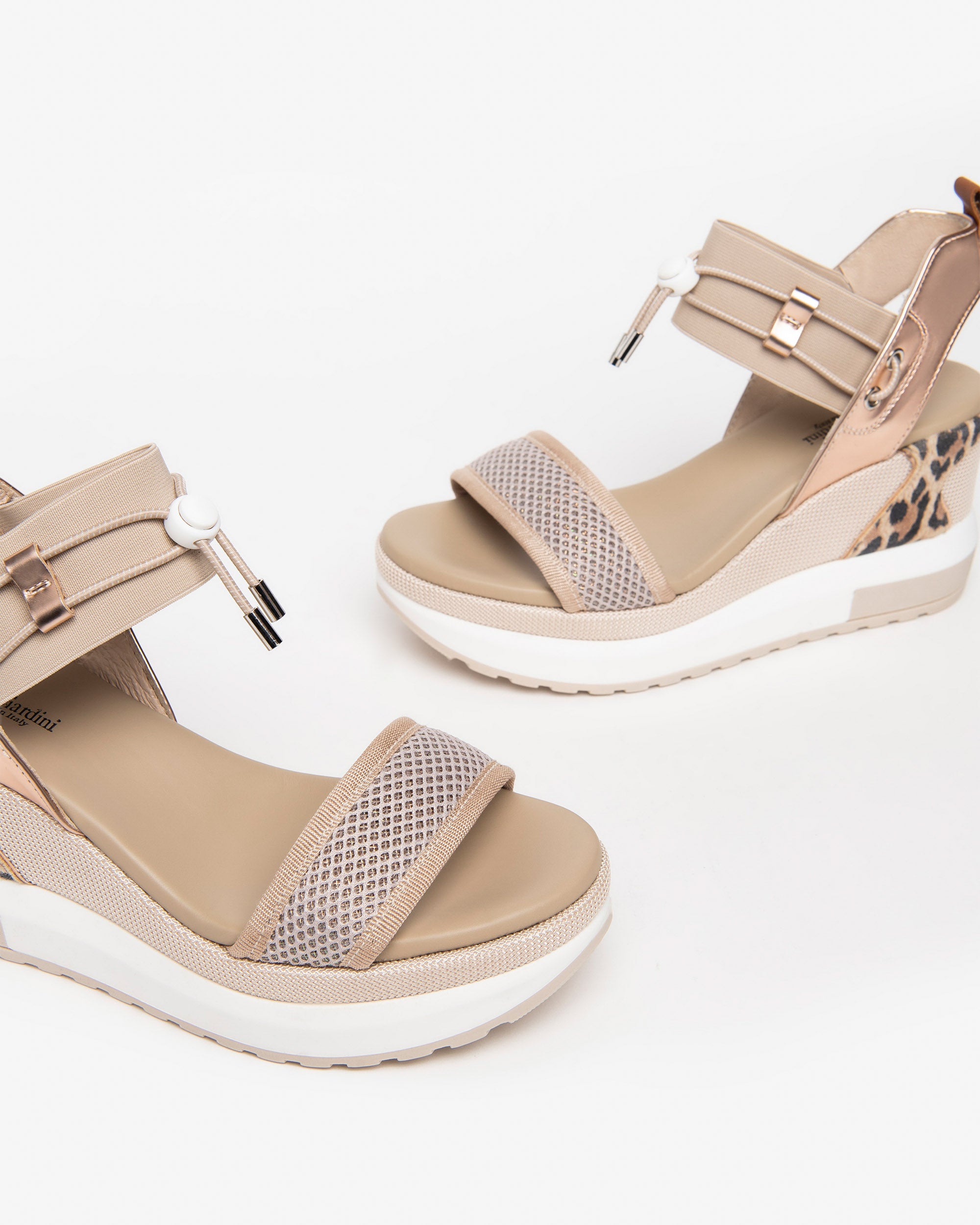 Sandalias Mujer de Material Técnico y Tela