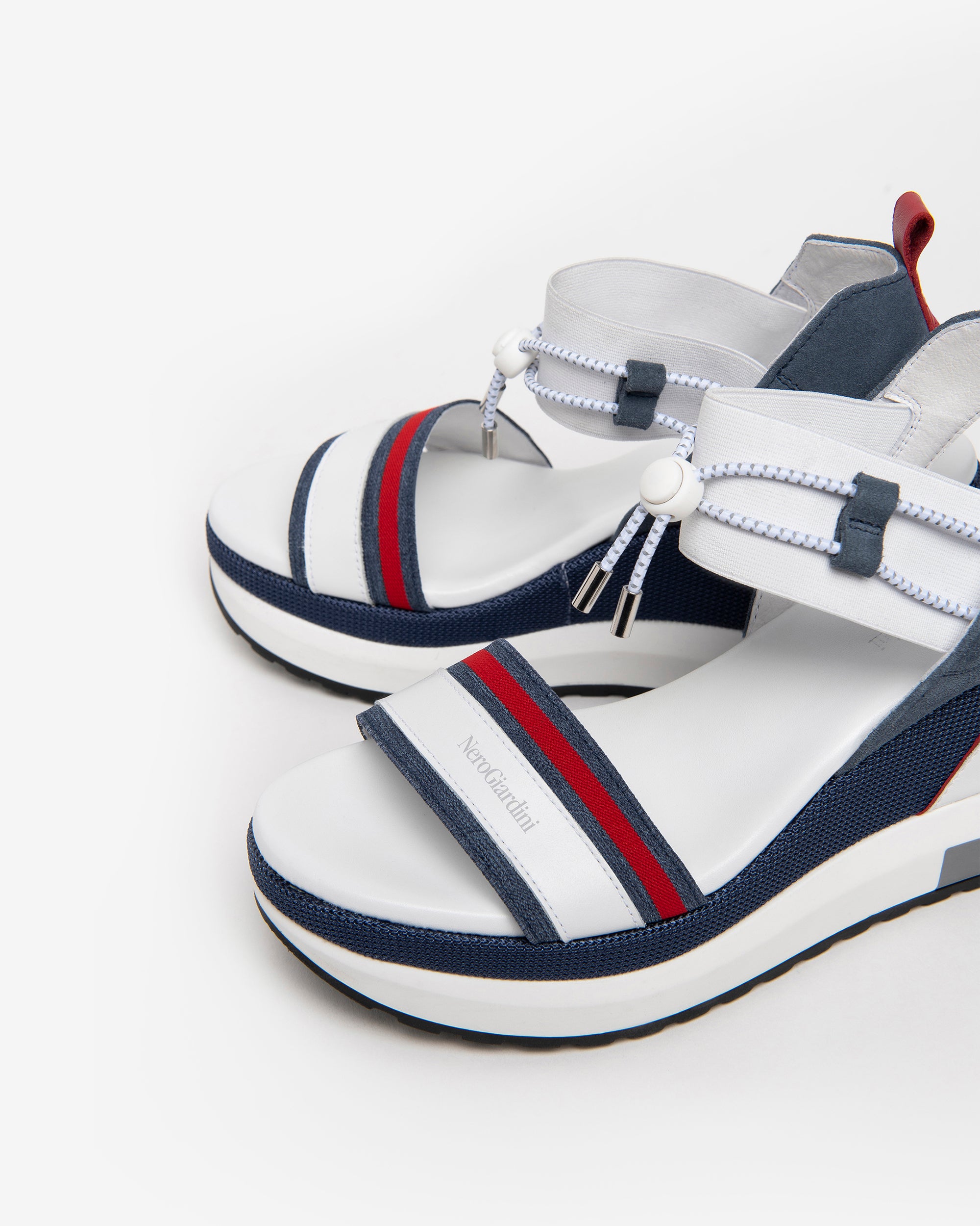 Sandali Donna in Pelle e Materiale Tecnico