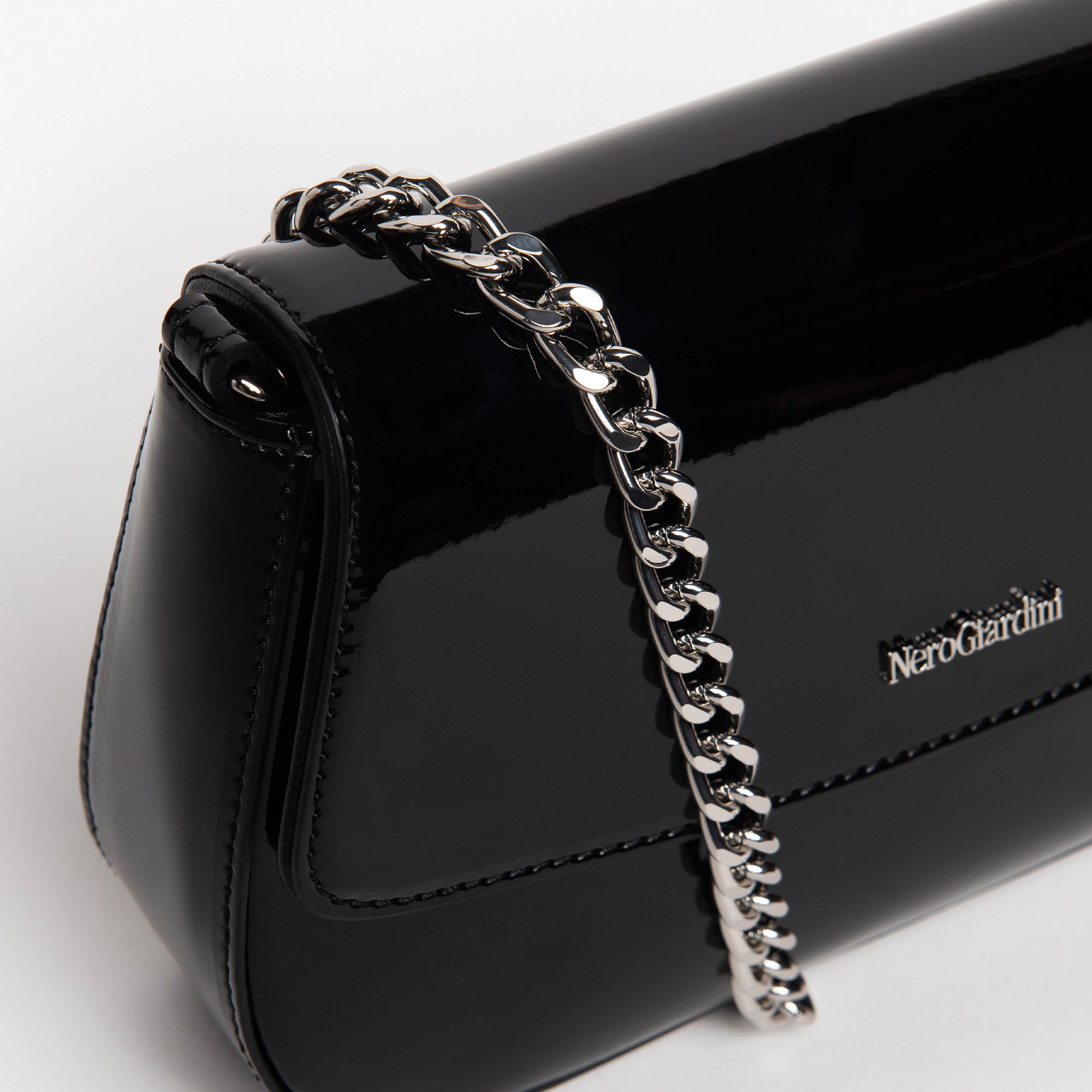 Pochette da Donna in Materiale Tecnico