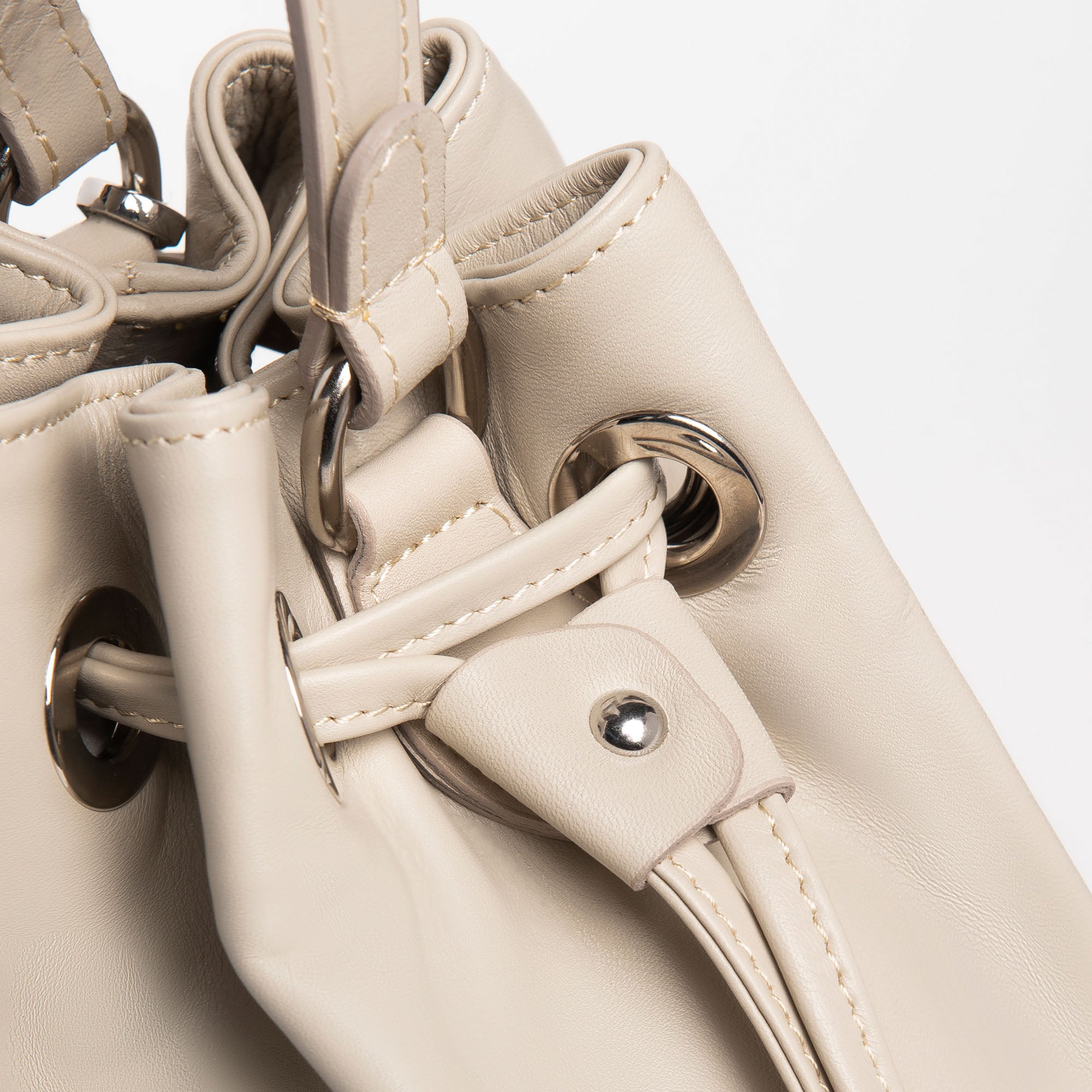 Borsa a Secchiello da Donna in Pelle
