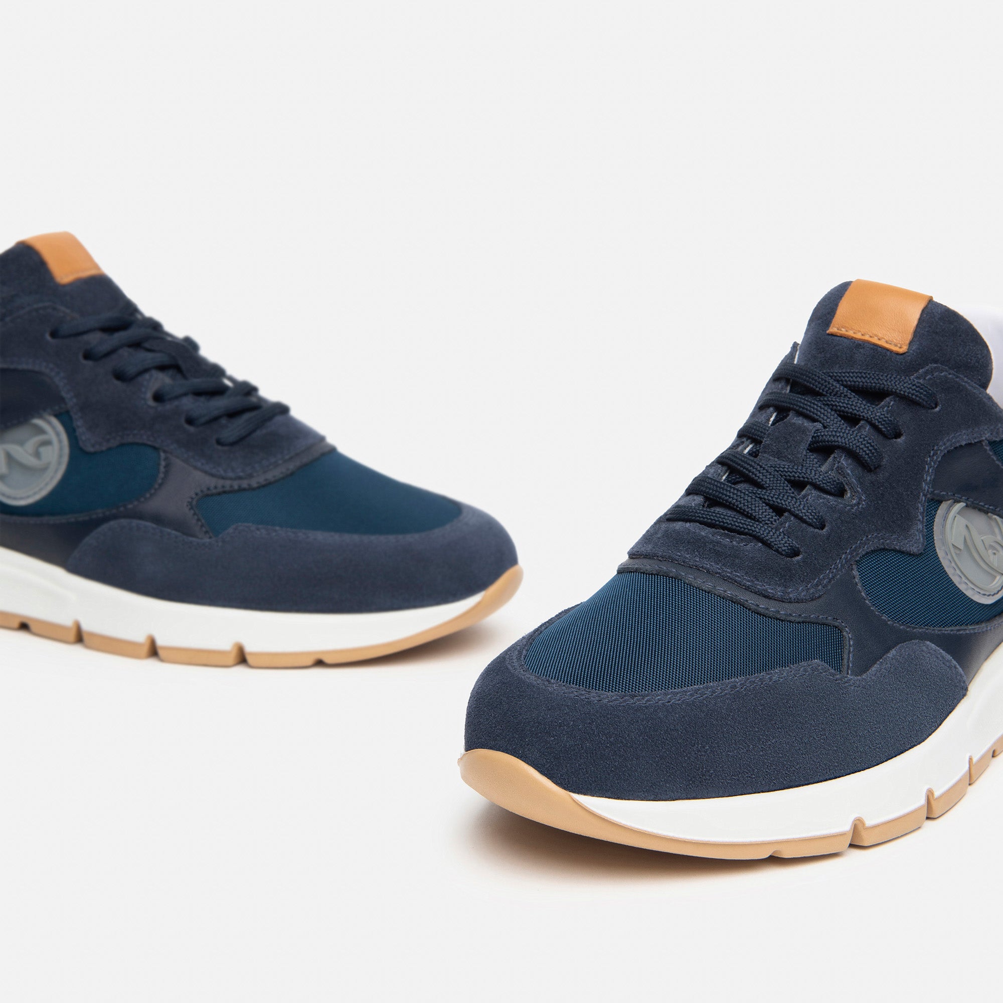 Sneakers Uomo in Camoscio, Pelle e Tela