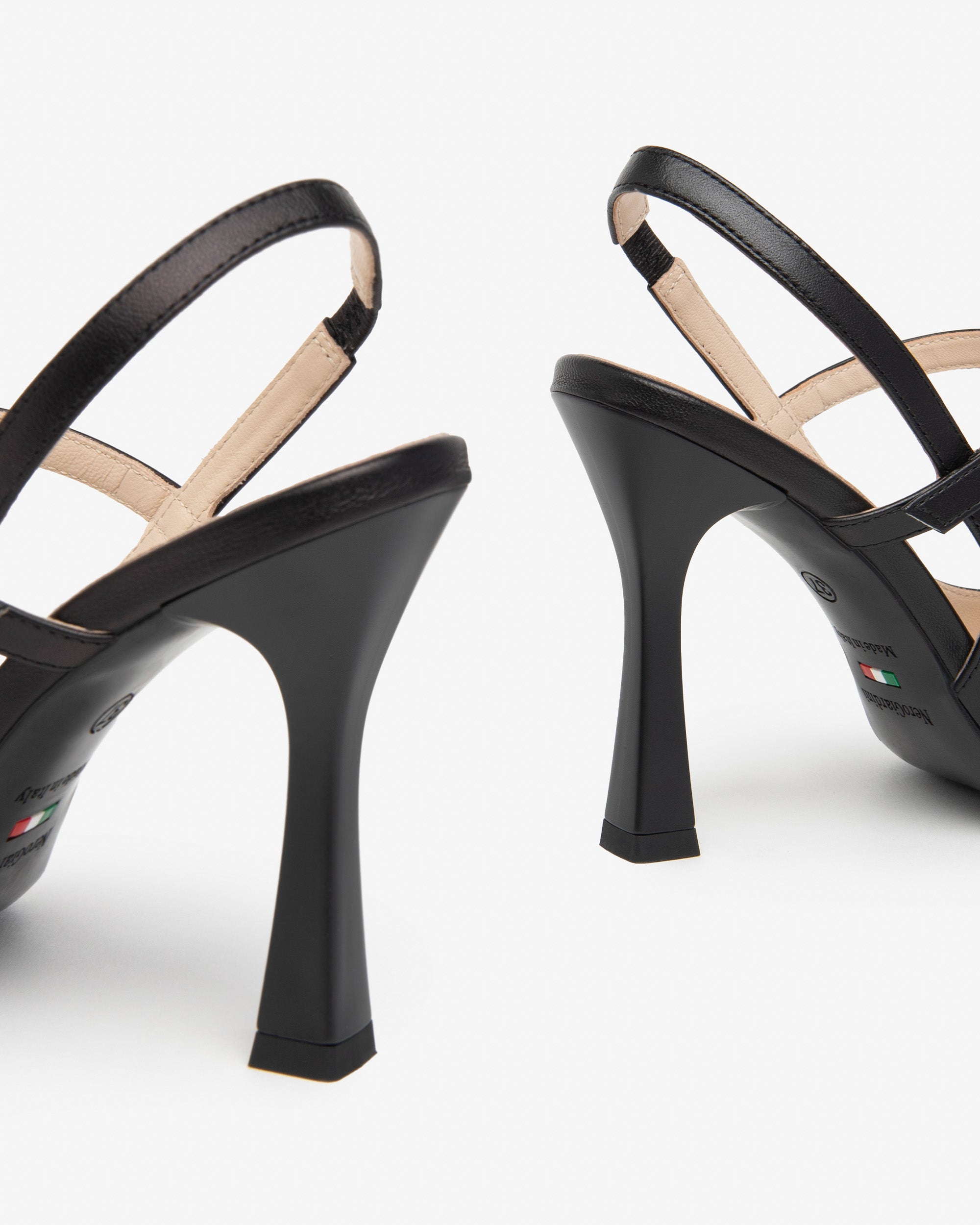 Women’s Leather Pumps