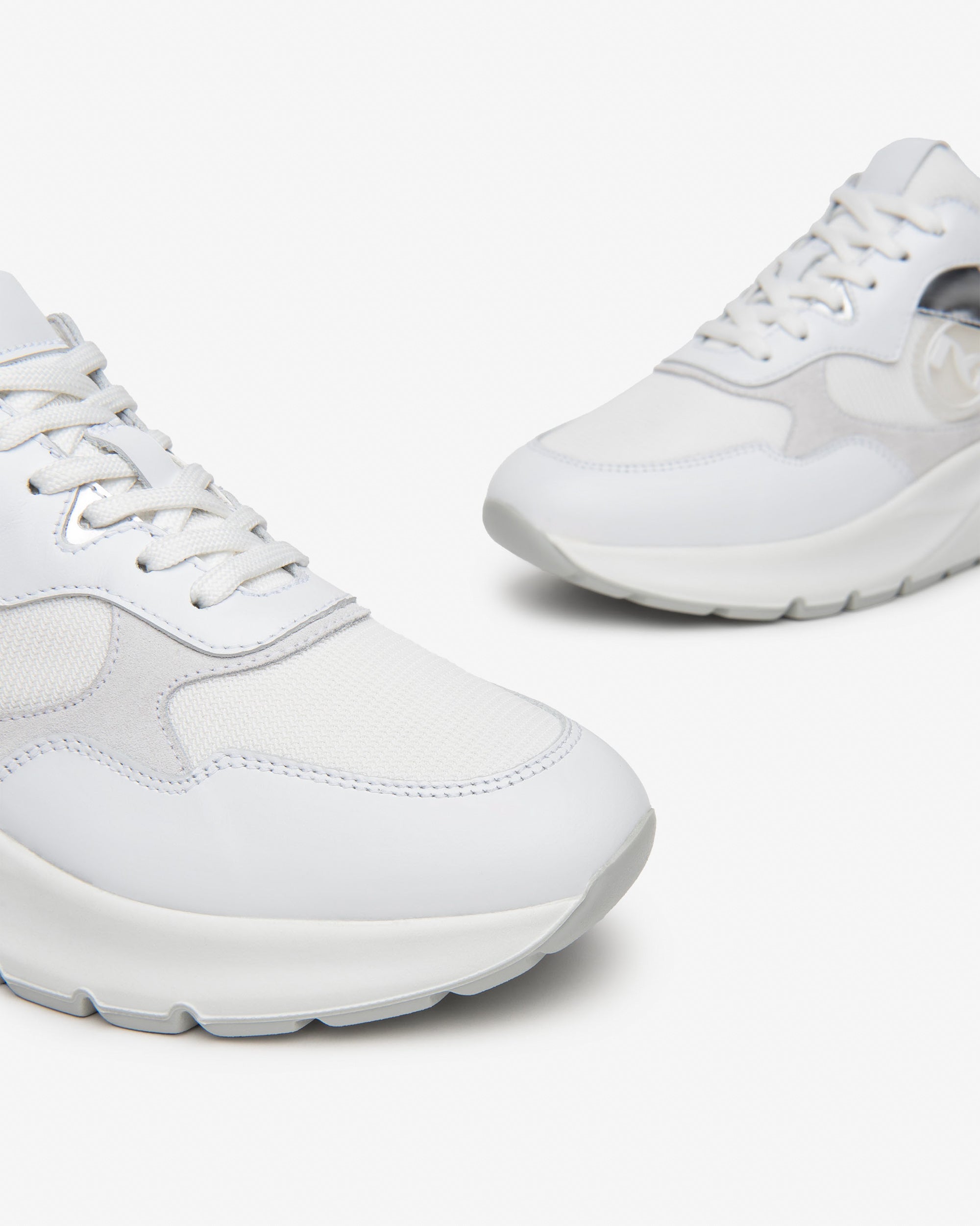 Sneakers Donna in Pelle, Suede e Tela