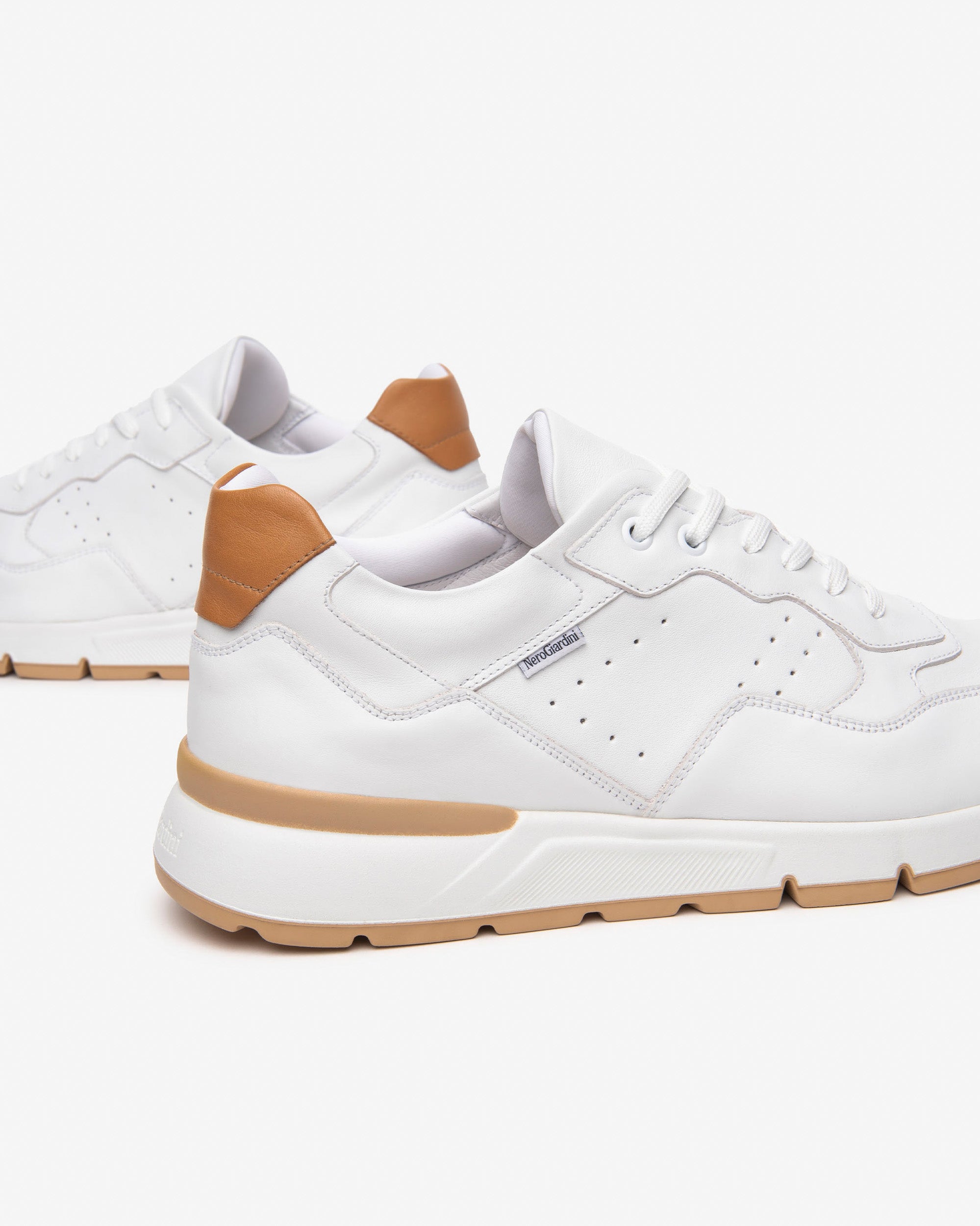 Herrensneakers aus Leder